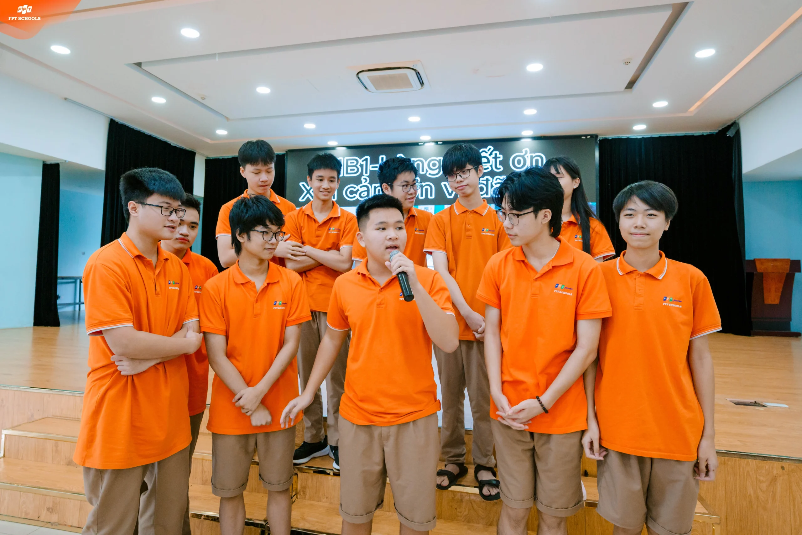 SÔI NỔI CHUỖI HOẠT ĐỘNG HƯỚNG NGHIỆP DÀNH CHO FSCHOOLERS - FPT Education SÔI NỔI CHUỖI HOẠT ĐỘNG HƯỚNG NGHIỆP DÀNH CHO FSCHOOLERS | FPT Schools