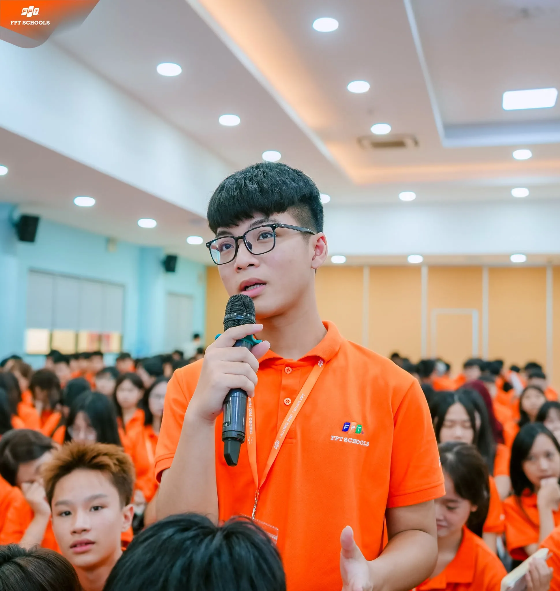 XÂY DỰNG CHIẾN LƯỢC HỌC TẬP, FSCHOOLERS KHÓA 14 LÀM CHỦ CÔNG CỤ AI TRONG THỜI ĐẠI MỚI - FPT Education XÂY DỰNG CHIẾN LƯỢC HỌC TẬP, FSCHOOLERS KHÓA 14 LÀM CHỦ CÔNG CỤ AI TRONG THỜI ĐẠI MỚI | FPT Schools