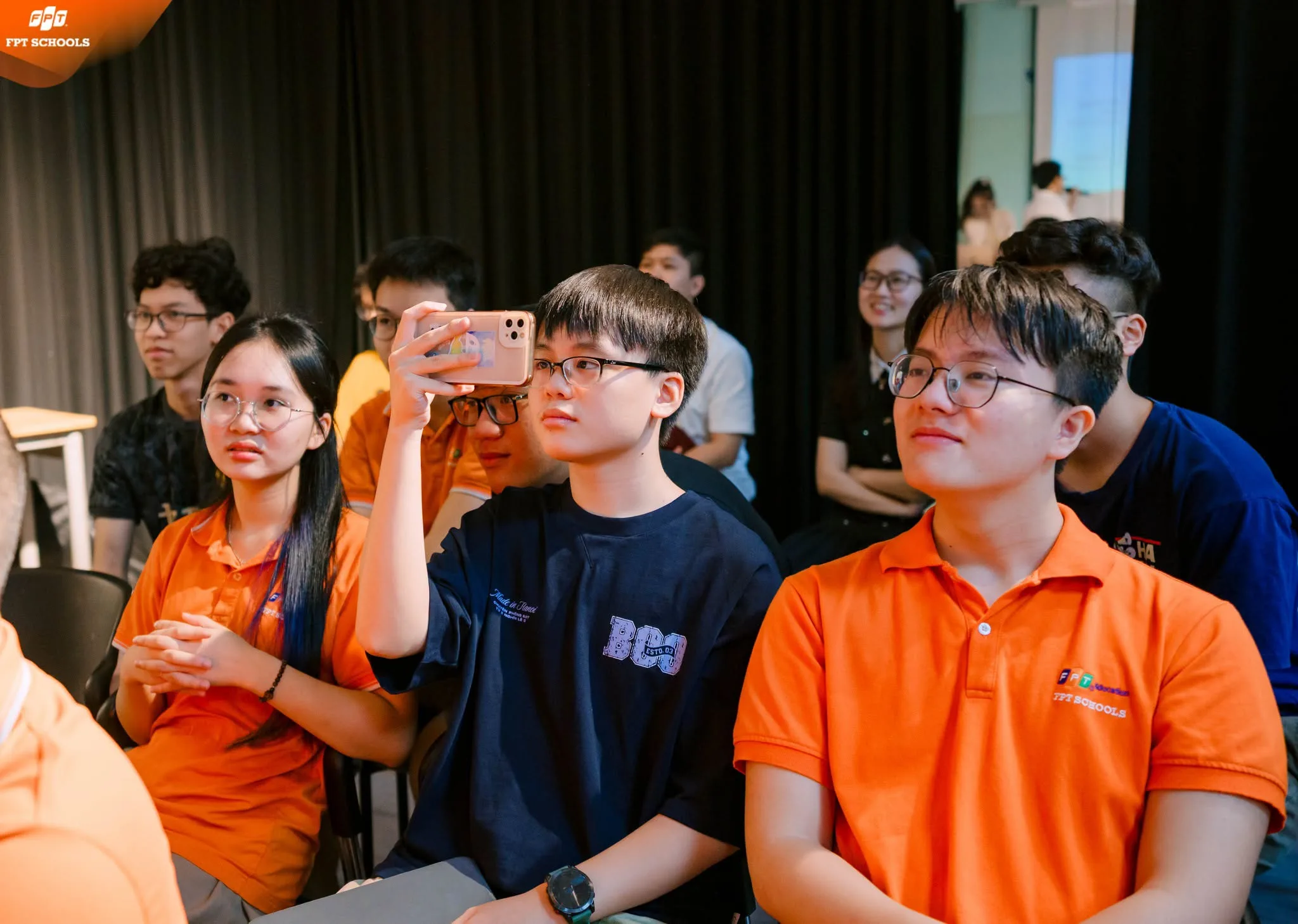 FSCHOOLERS KHỐI 12 TRANH TÀI SÔI NỔI TẠI CUỘC THI “CHRONICLES OF HISTORY” – “THEO DÒNG LỊCH SỬ” | FPT Schools