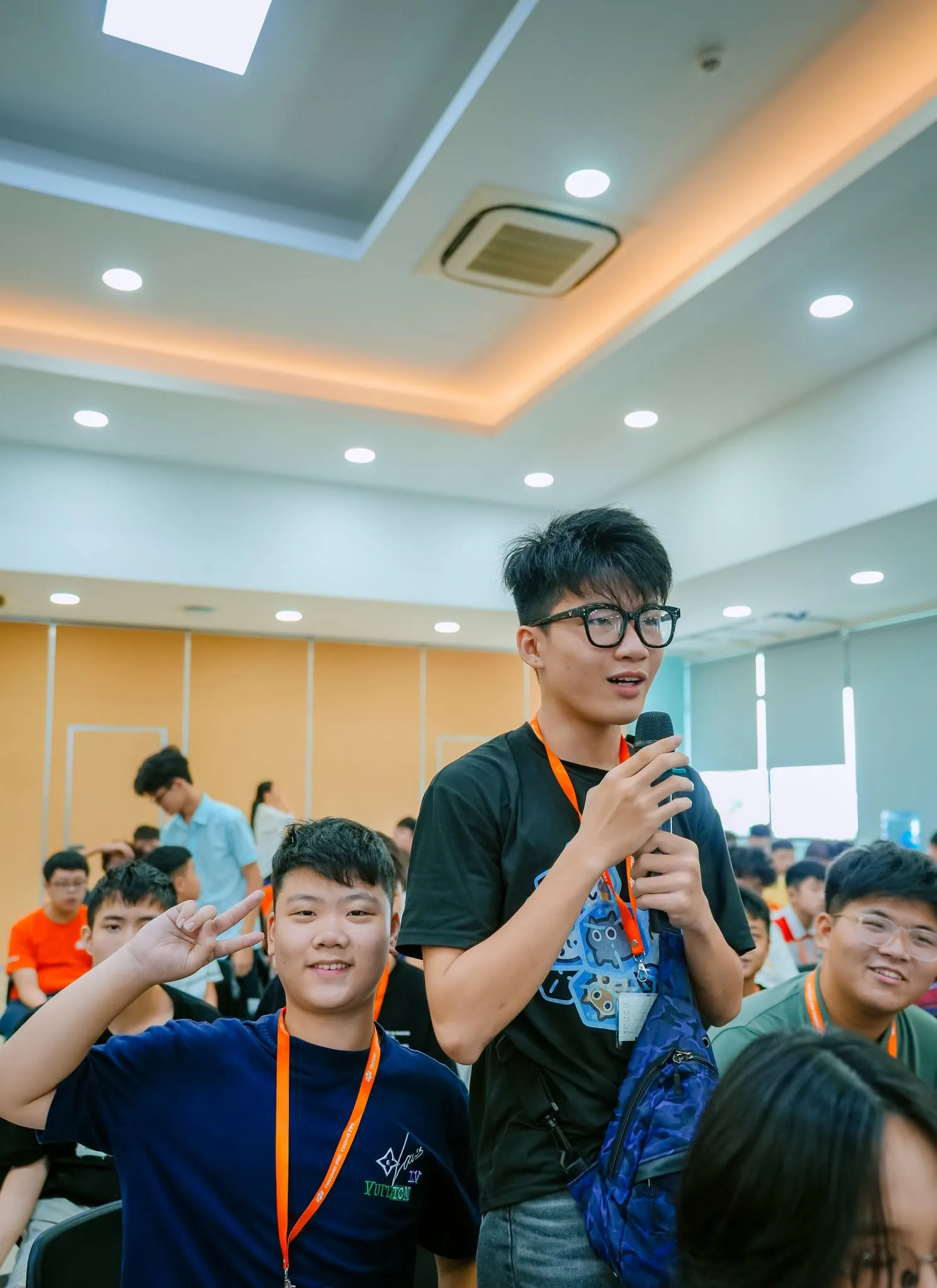 FSCHOOLERS KHÓA 14 “NHẬP MÔN” NỘI QUY - QUY CHẾ, LÀM QUEN NẾP SỐNG NỘI TRÚ TẠI NGÔI NHÀ MỚI | FPT Schools