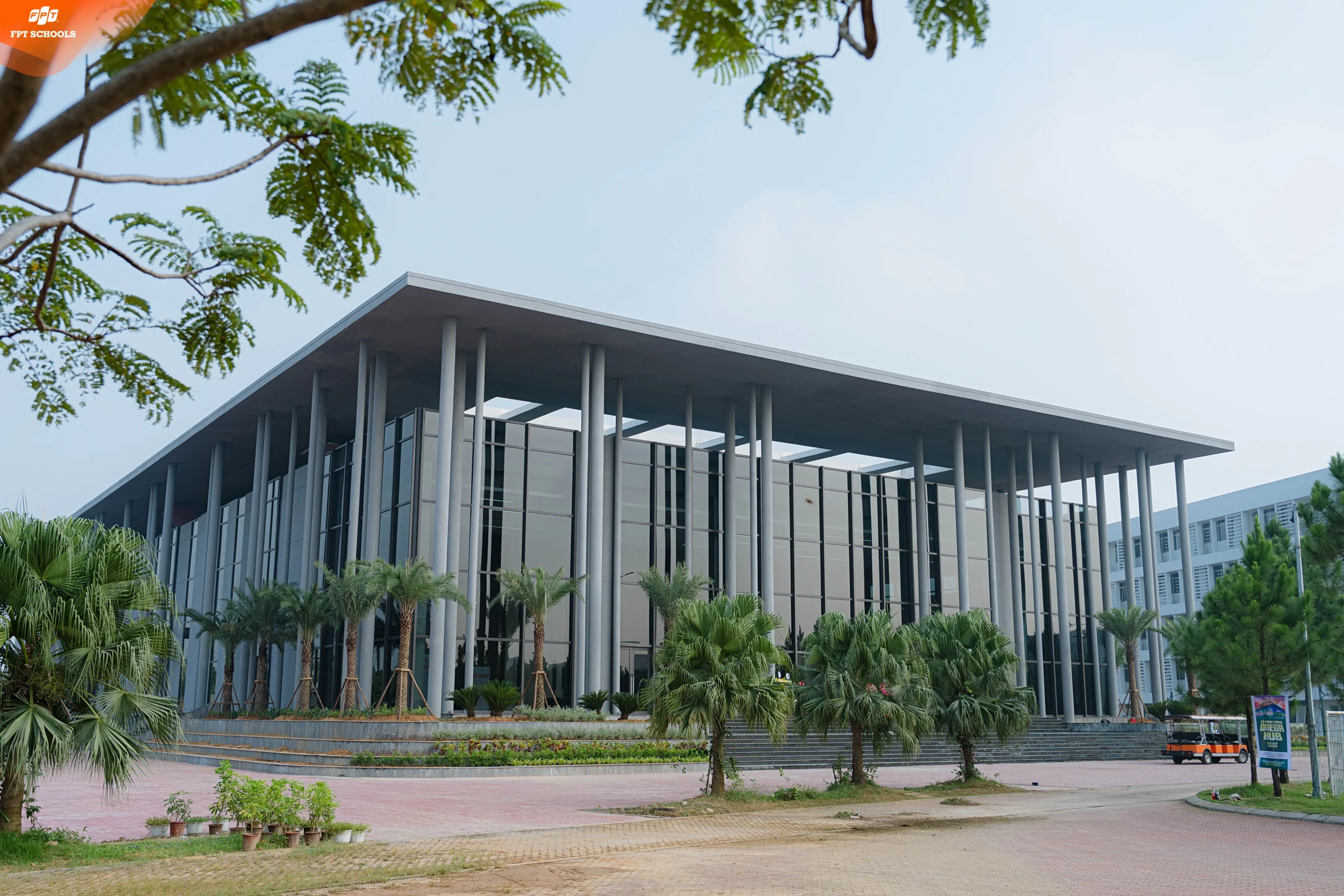 KHÁNH THÀNH OMEGA HUB – CÔNG TRÌNH BIỂU TƯỢNG ĐÁNH DẤU TUỔI 20 TRƯỜNG ĐẠI HỌC FPT | FPT Schools