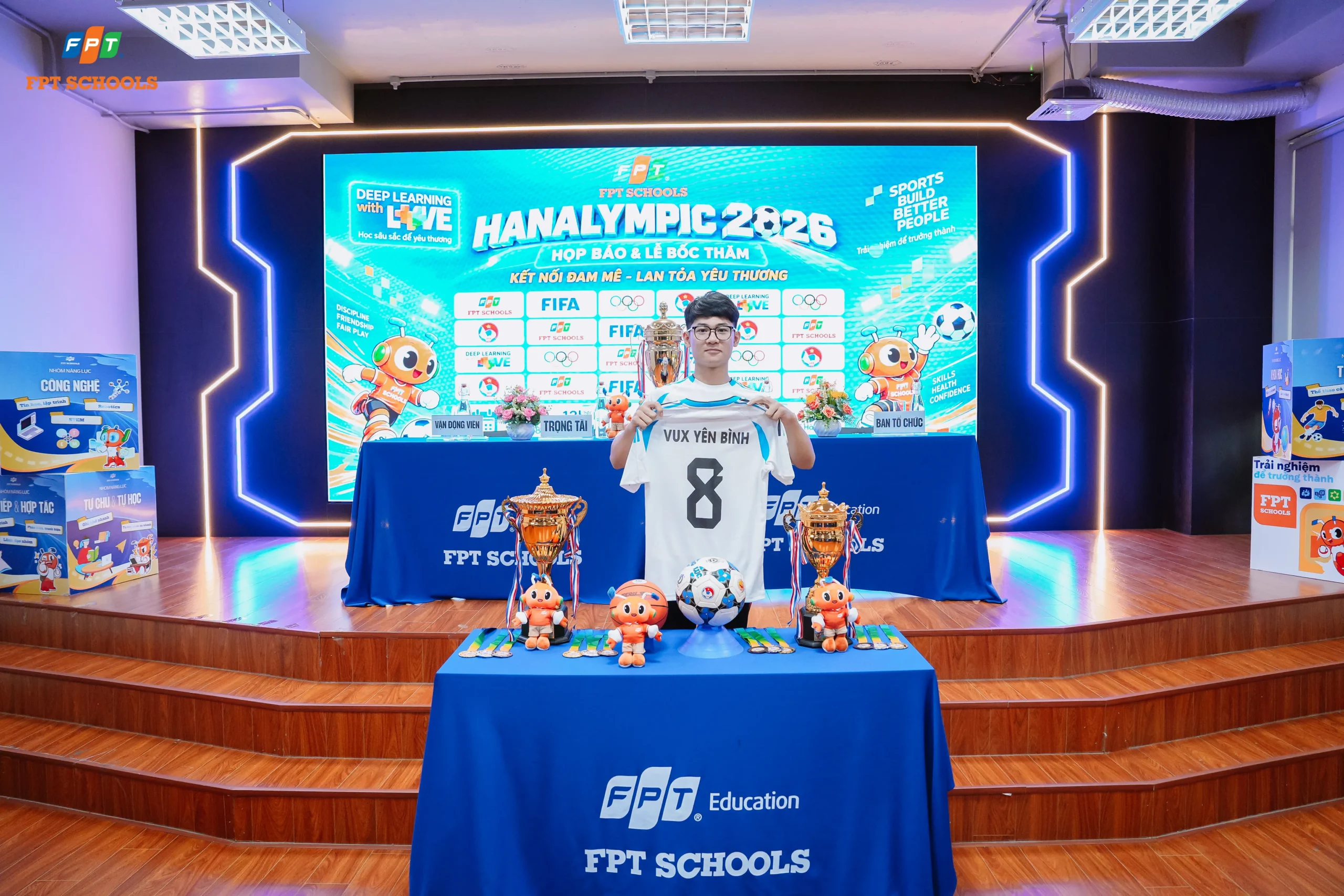 HANALYMPIC 2026 tiếp tục nóng – Học sinh FPT School Hà Nam sẵn sàng cho những trận cầu rực lửa! | FPT Schools