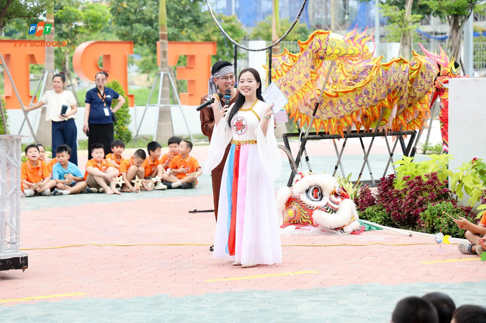 Chạm Trăng 2026: Fschoolers khám phá Tết Trung thu và trải nghiệm văn hóa truyền thống | FPT Schools