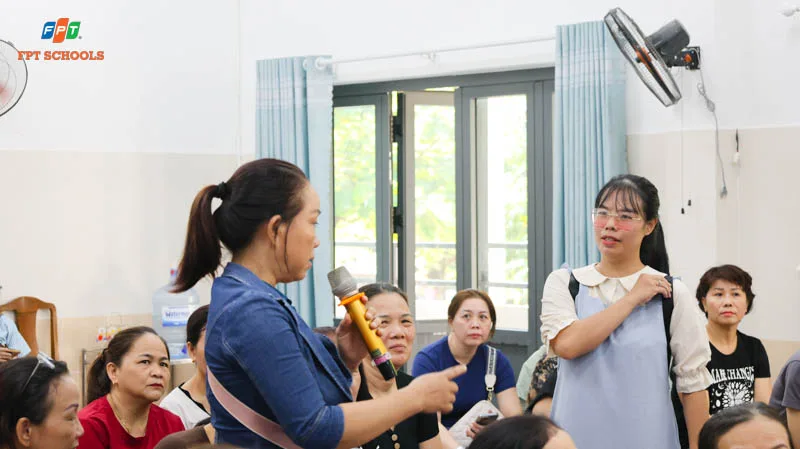 FPT School 1,2 Đà Nẵng tập huấn và chia sẻ nghiệp vụ quản sinh tiểu học tại Trường Tiểu học Phù Đổng | FPT Schools