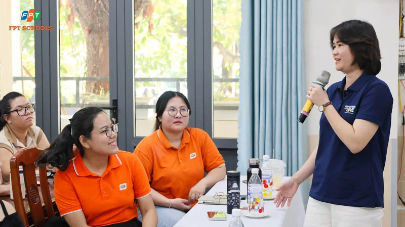 FPT School 1,2 Đà Nẵng tập huấn và chia sẻ nghiệp vụ quản sinh tiểu học tại Trường Tiểu học Phù Đổng | FPT Schools