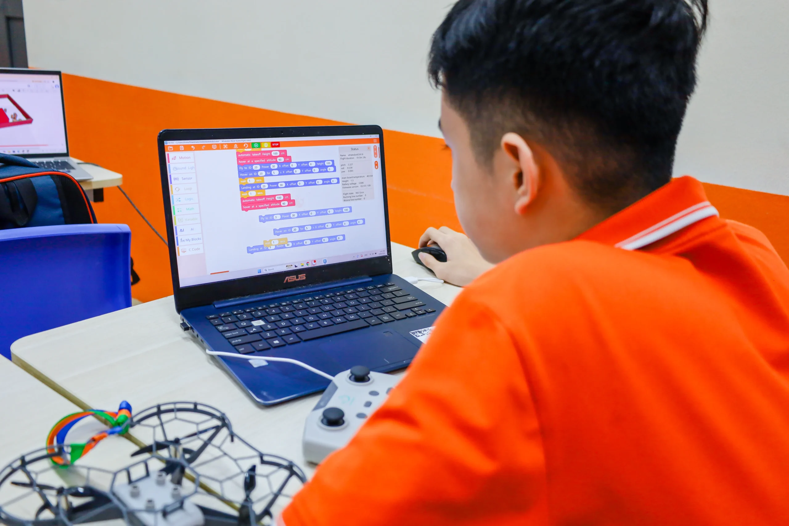 Drone cất cánh trong lớp học FPT Schools: Lộ trình bài bản từ năm học 2026–2027 - FPT Education Drone cất cánh trong lớp học FPT Schools: Lộ trình bài bản từ năm học 2026–2027 | FPT Schools