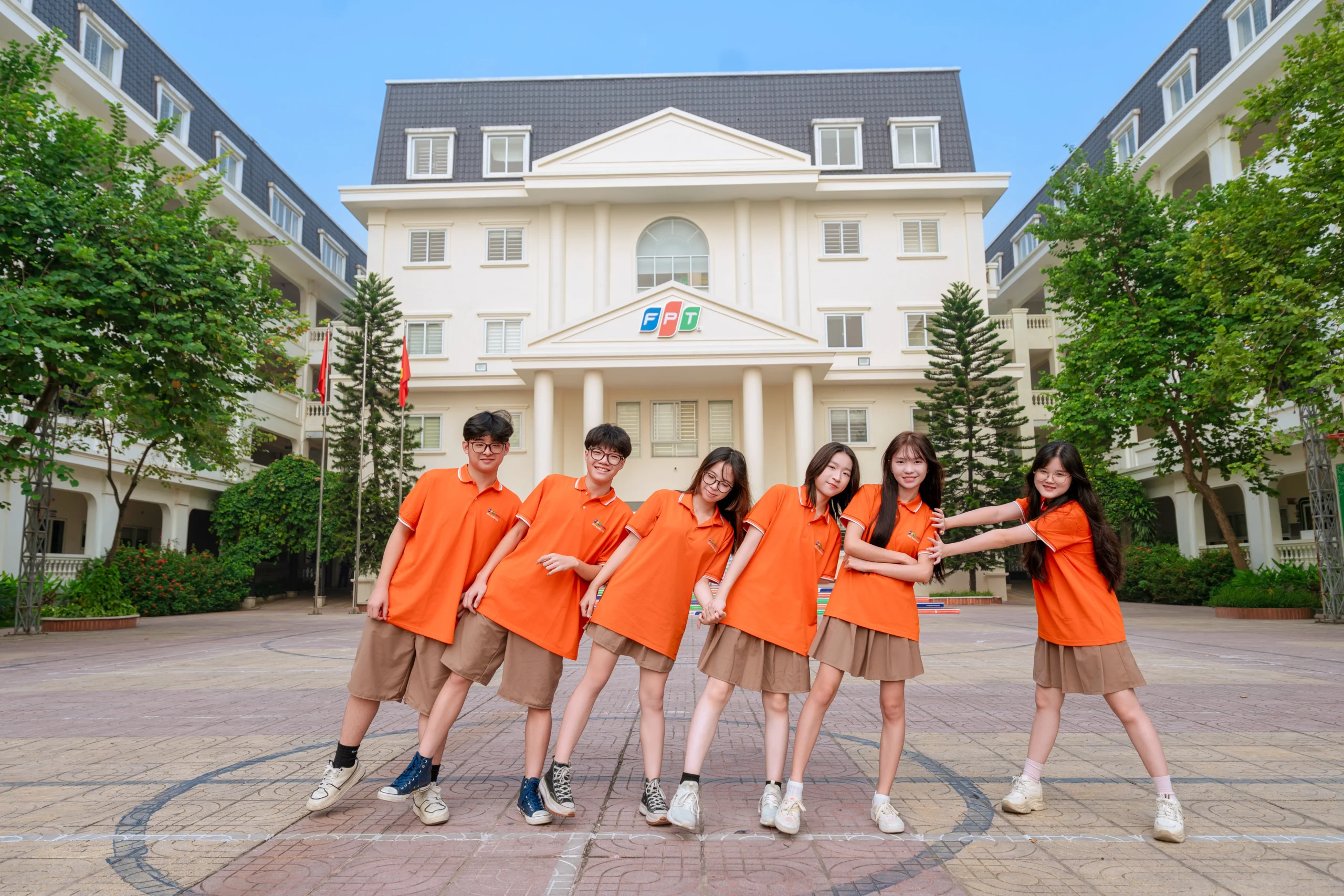 Lãnh đạo FPT Schools chia sẻ giải pháp ứng dụng AI đo năng lực số cho học sinh tại Hội thảo AI4EDU | FPT Schools