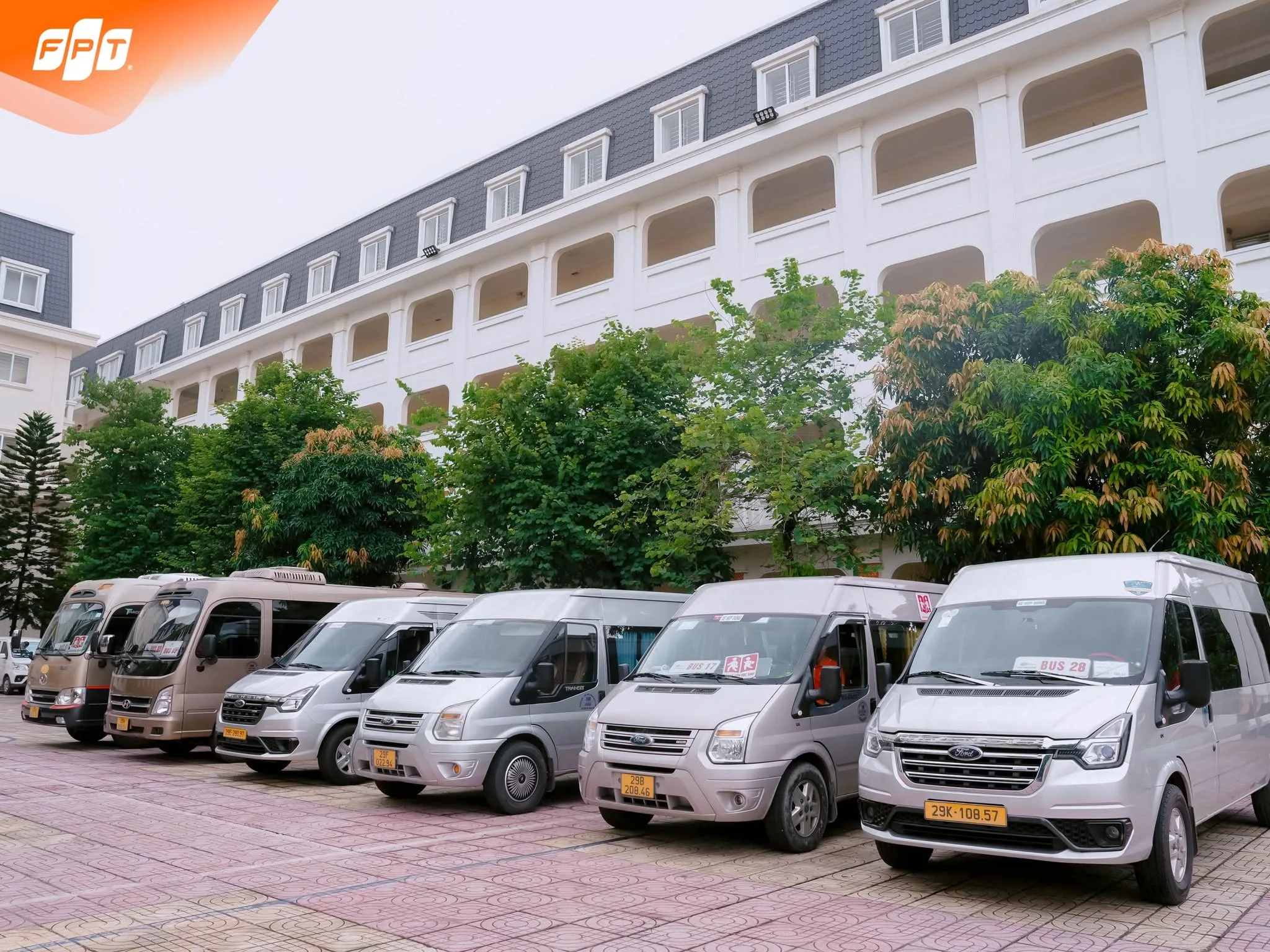 DỊCH VỤ XE ĐƯA ĐÓN HỌC SINH FSCHOOL TÂY HÀ NỘI – LỘ TRÌNH TUYẾN XE NĂM HỌC 2026–2027 | FPT Schools
