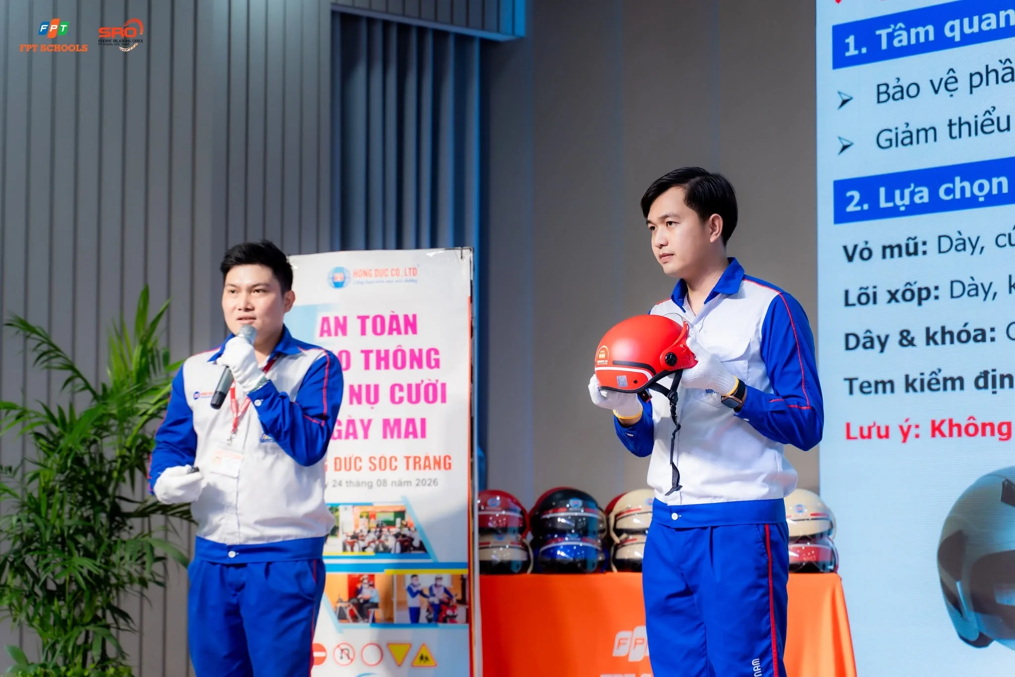 Học sinh bao nhiêu tuổi thì được đi xe điện? Những lưu ý mà cha mẹ nên biết - FPT Education Học sinh bao nhiêu tuổi thì được đi xe điện? Những lưu ý mà cha mẹ nên biết | FPT Schools