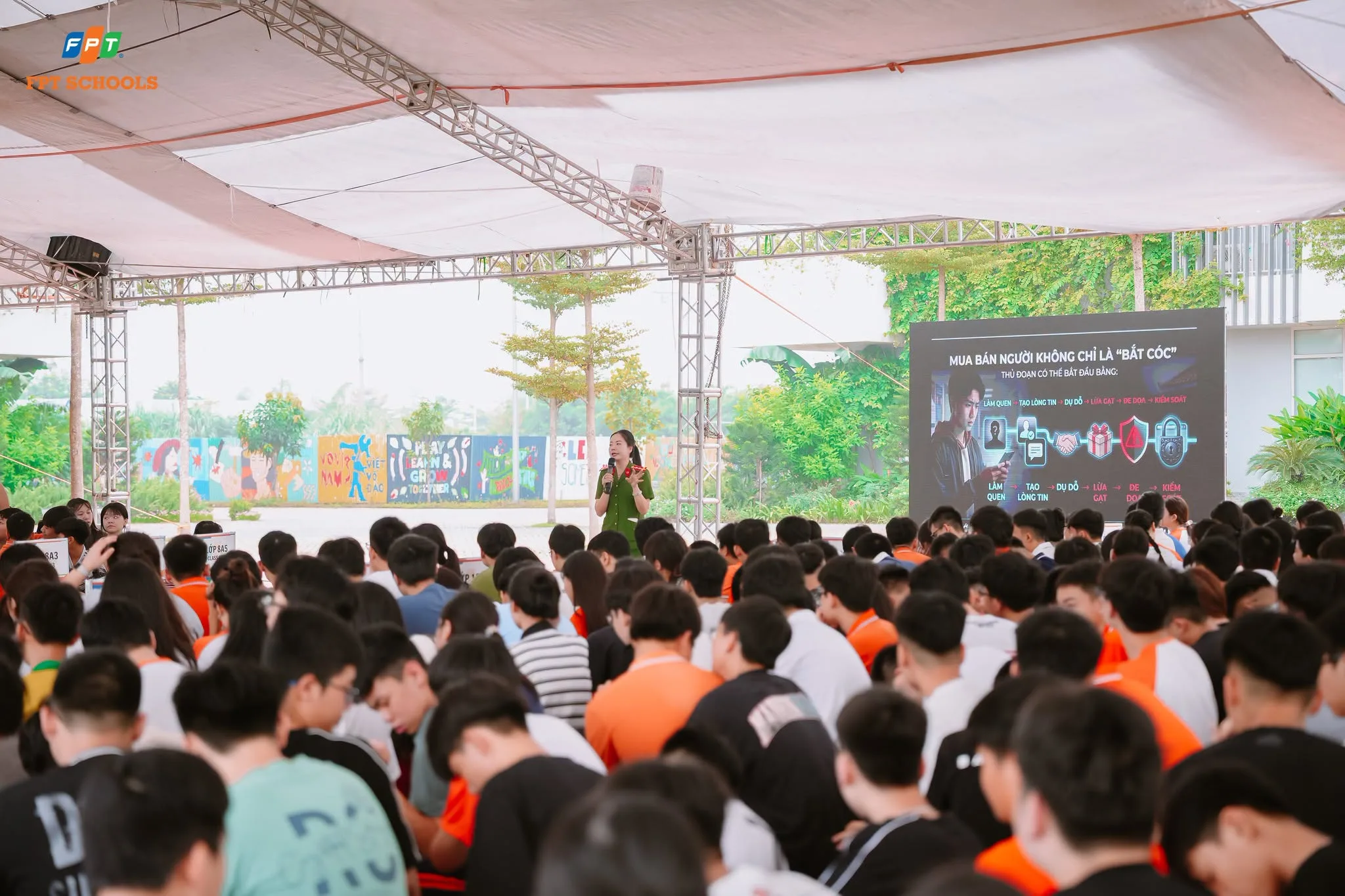 Phòng chống mua bán người và ma tuý: Trang bị kỹ năng tự bảo vệ cho học sinh FPT School Hà Nam - FPT Education Phòng chống mua bán người và ma tuý: Trang bị kỹ năng tự bảo vệ cho học sinh FPT School Hà Nam | FPT Schools