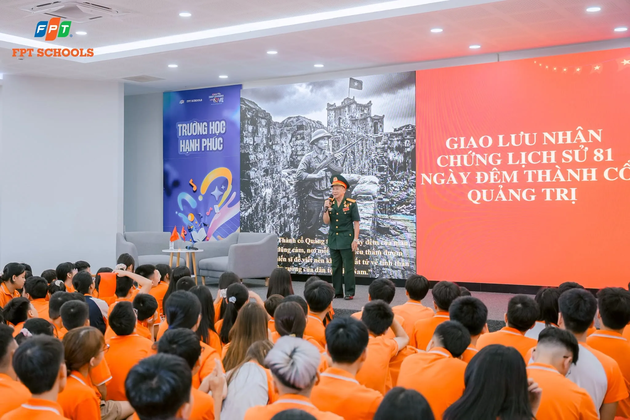 Giao lưu nhân chứng lịch sử 