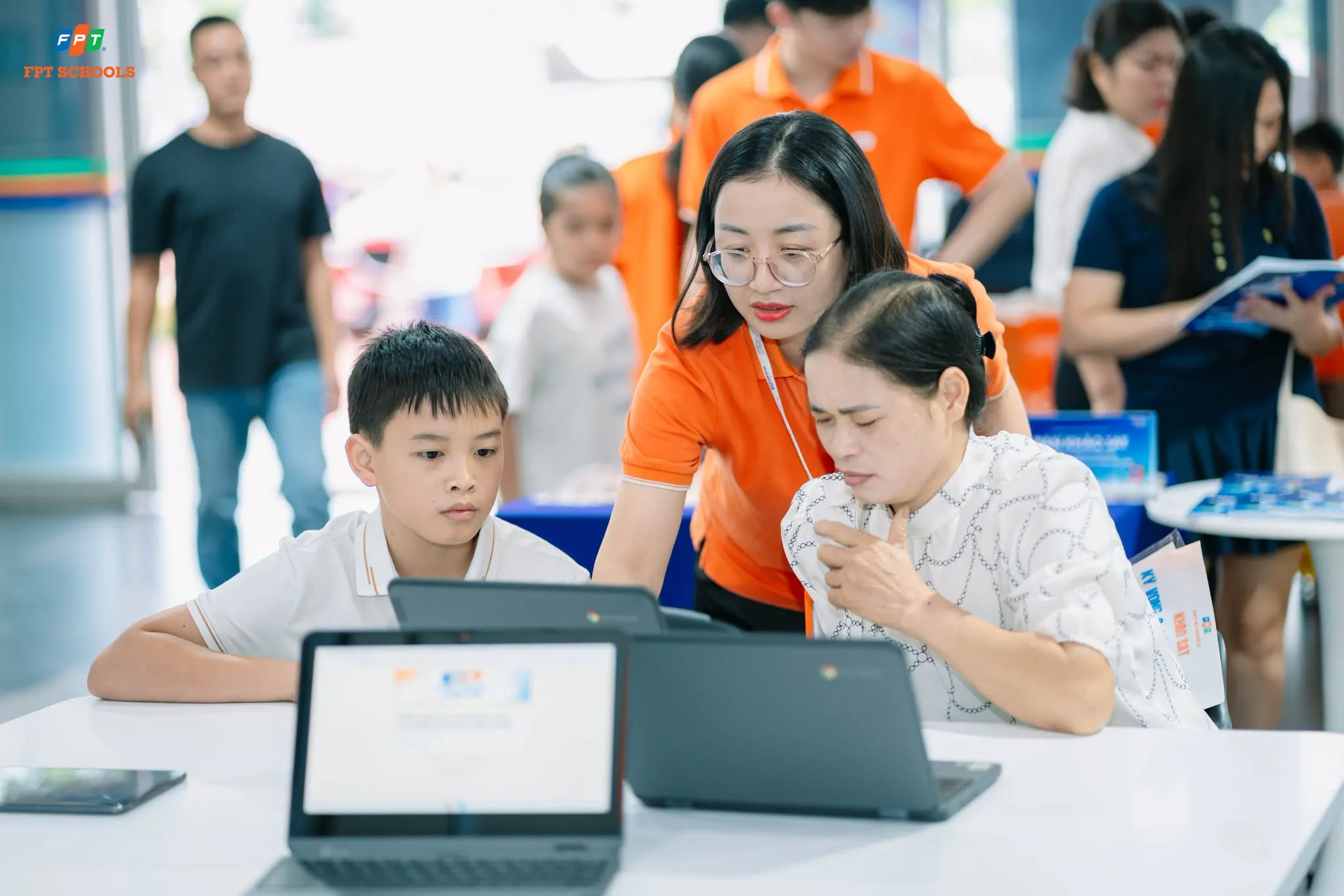 LẮNG NGHE ĐỂ ĐỒNG HÀNH | FPT SCHOOL BẮC GIANG TỔ CHỨC KHẢO SÁT KỲ VỌNG PHỤ HUYNH | FPT Schools