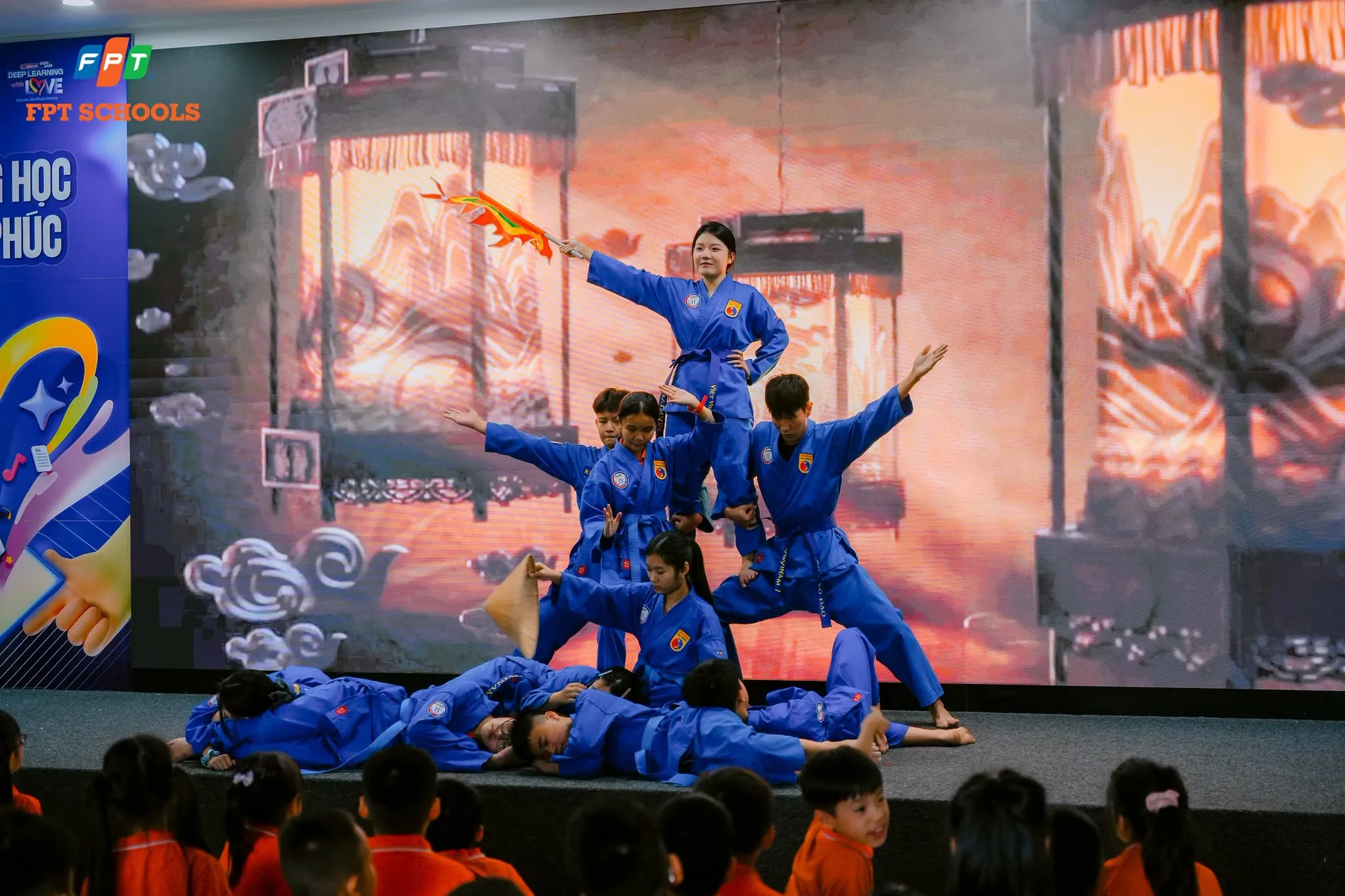 Màn biểu diễn võ thuật Vovinam ấn tượng của các Fschoolers tại Lễ Khai giảng năm học 2026-2027
