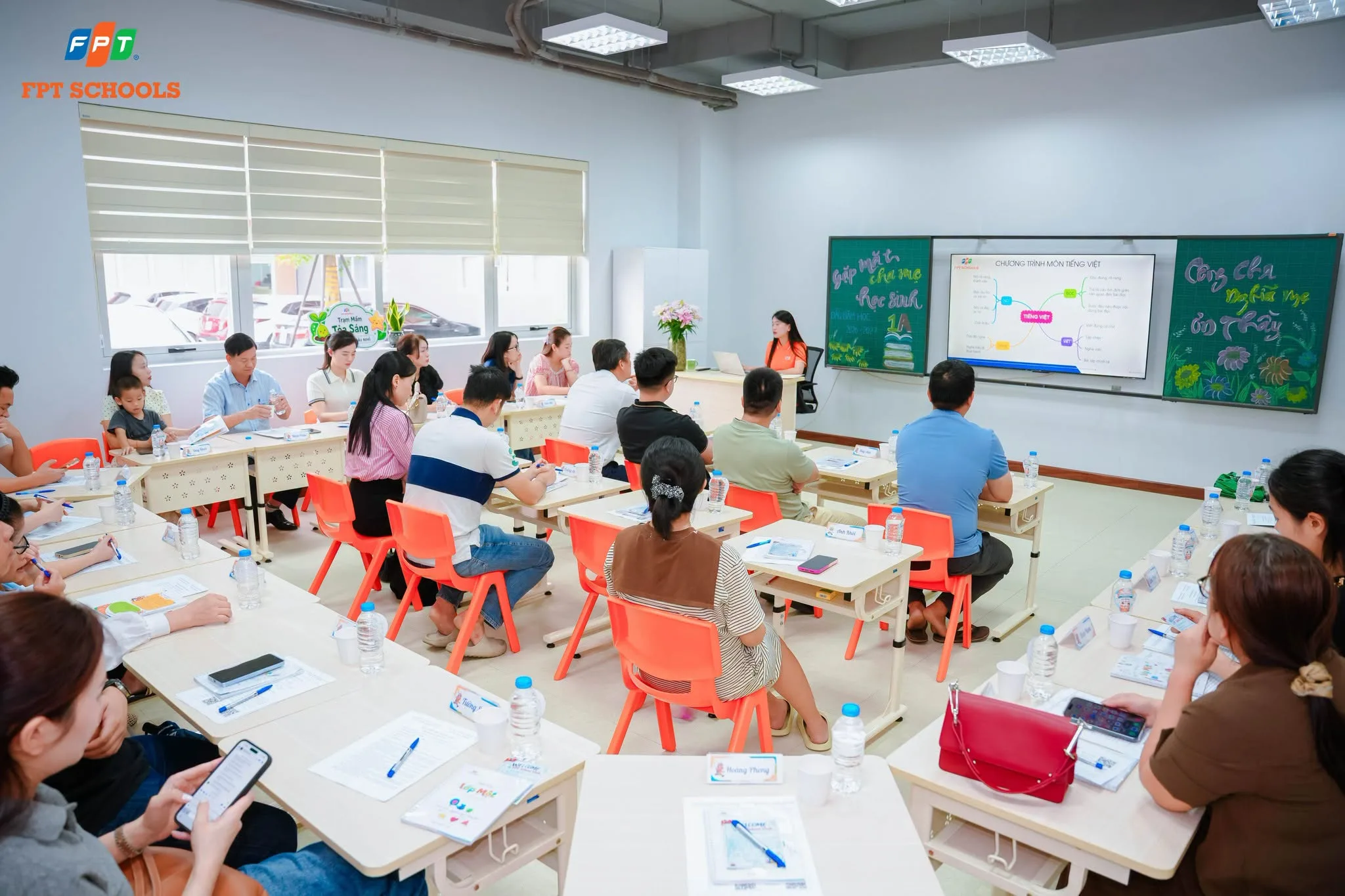 FPT School Vinh tổ chức Hội nghị Cha Mẹ học sinh đầu năm học 2026-2027 | FPT Schools