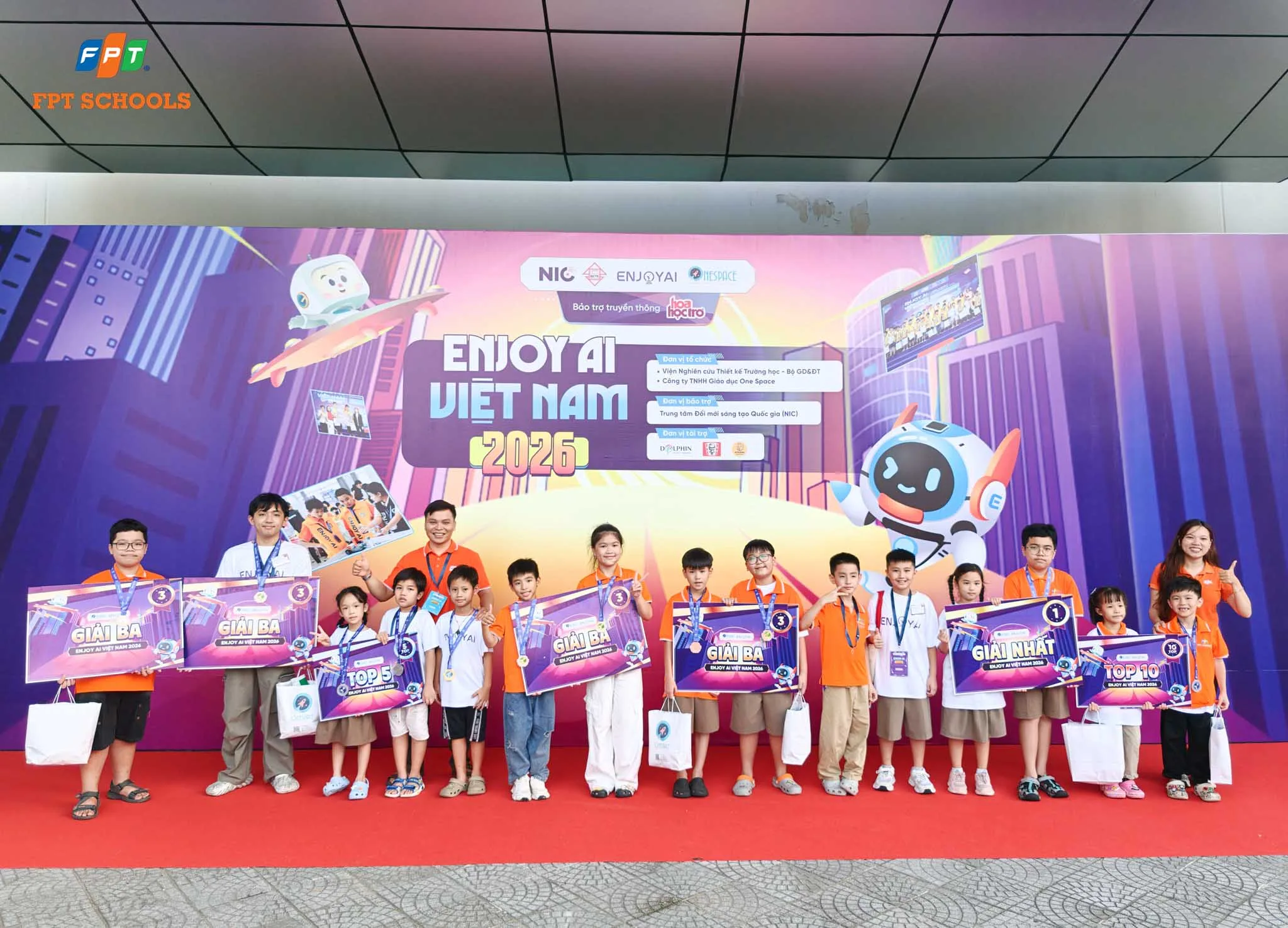 FSCHOOLERS GHI DẤU ẤN TẠI ENJOY AI 2026, 10 ĐỘI THI GIÀNH VÉ THAM DỰ CHUNG KẾT QUỐC TẾ TẠI TRUNG QUỐC | FPT Schools