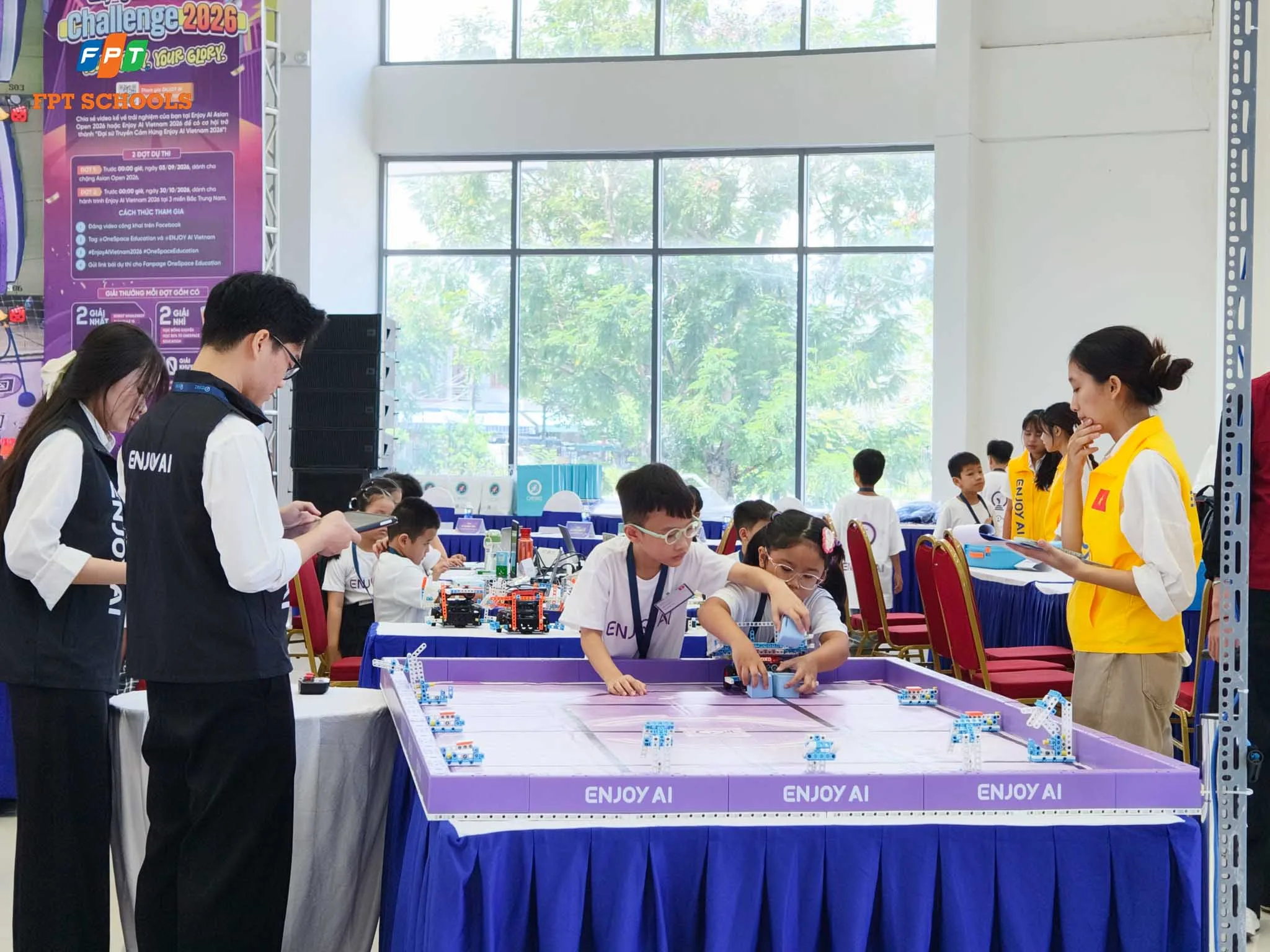 Fschoolers ghi dấu ấn tại ENJOY AI 2026, 10 đội thi giành vé tham dự Chung kết Quốc tế tại Trung Quốc | FPT Schools