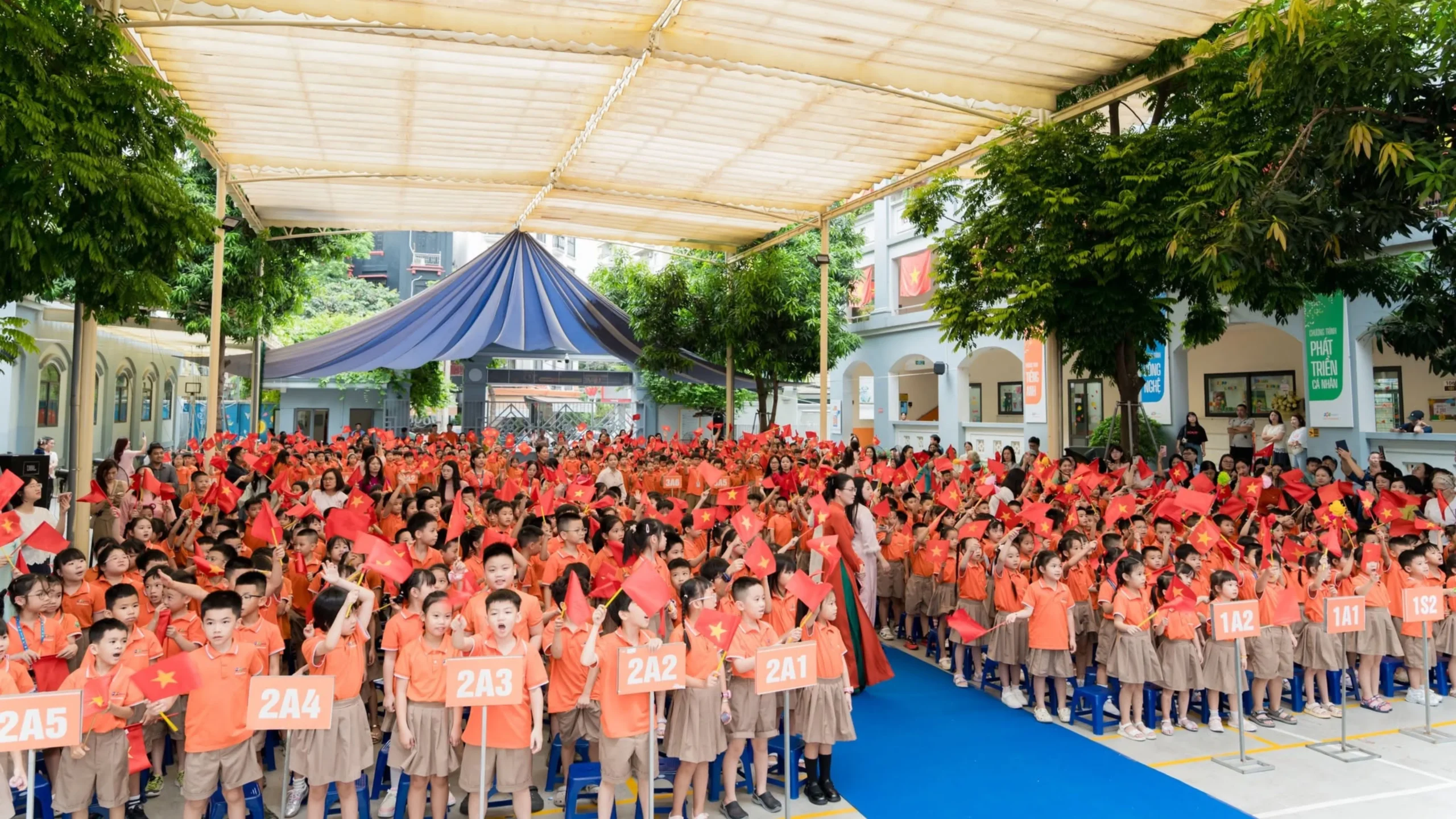 FPT School Cầu Giấy khai giảng năm học mới với chủ đề "Học sâu sắc để yêu thương"  | FPT Schools