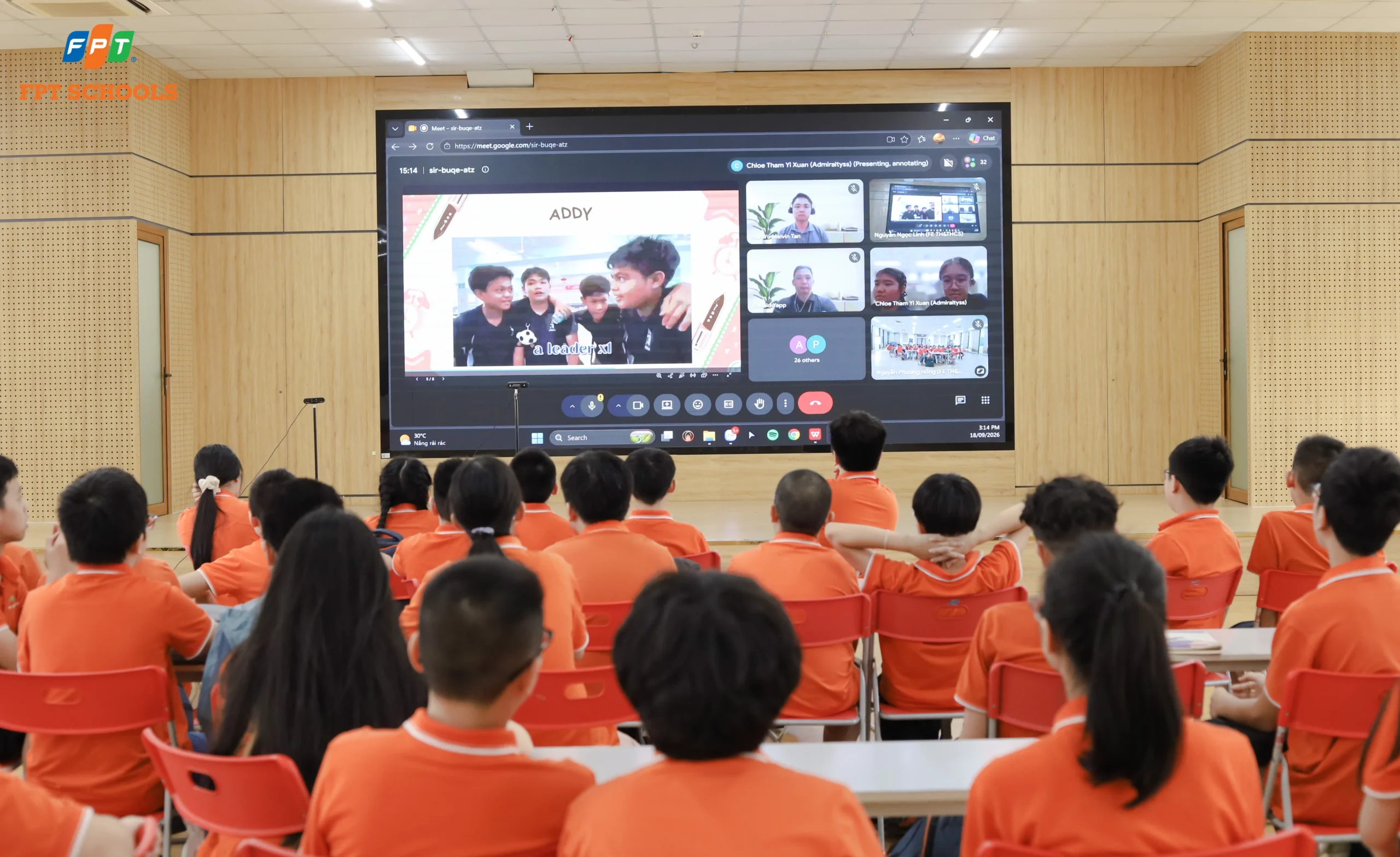 Học sinh FPT School Cầu Giấy giao lưu cùng học sinh Singapore