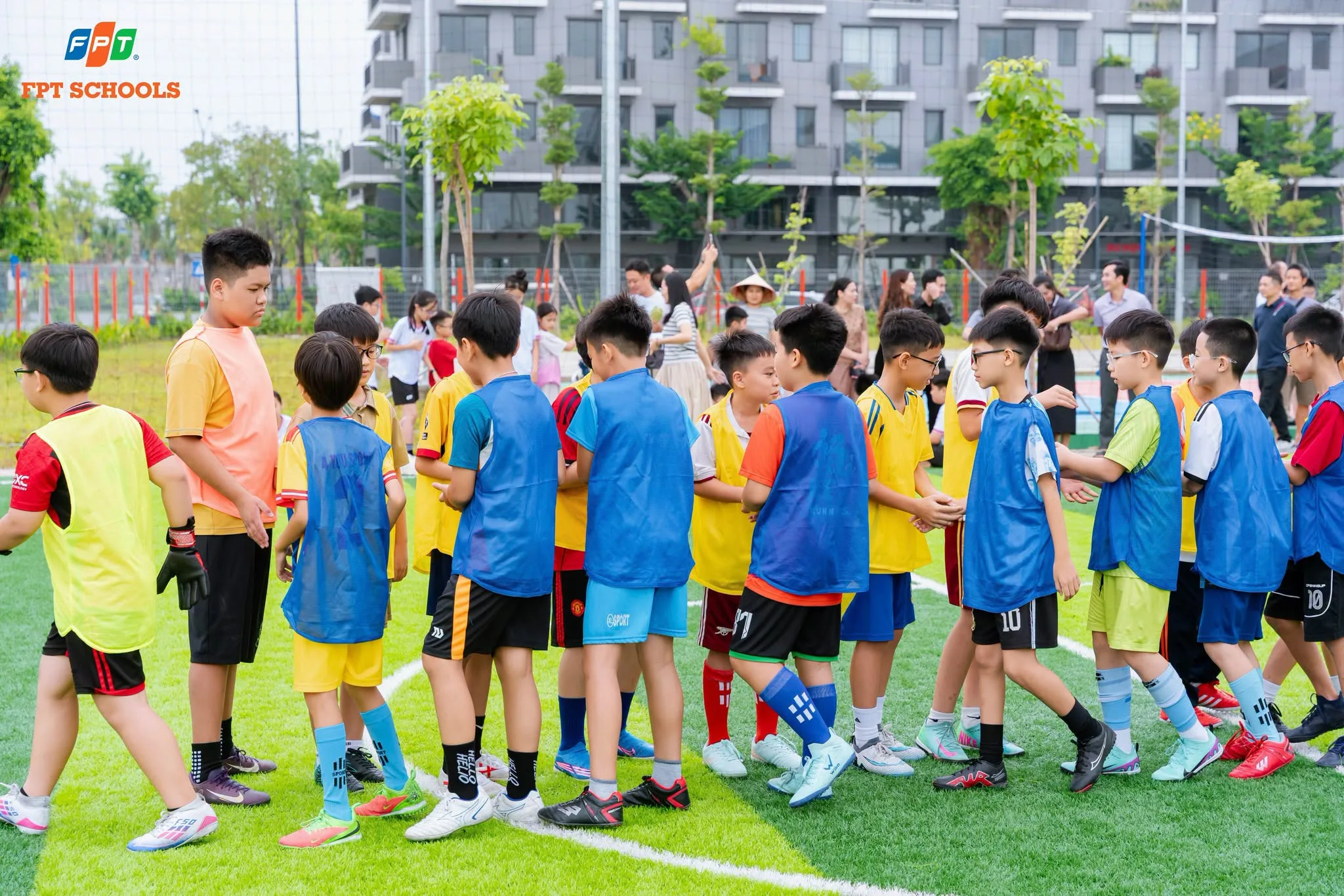 Học sinh FPT School Vinh tranh tài sôi nổi tại Giải bóng đá Học sinh Trung học - FPT Education Giải bóng đá học sinh trung học FPT School Vinh