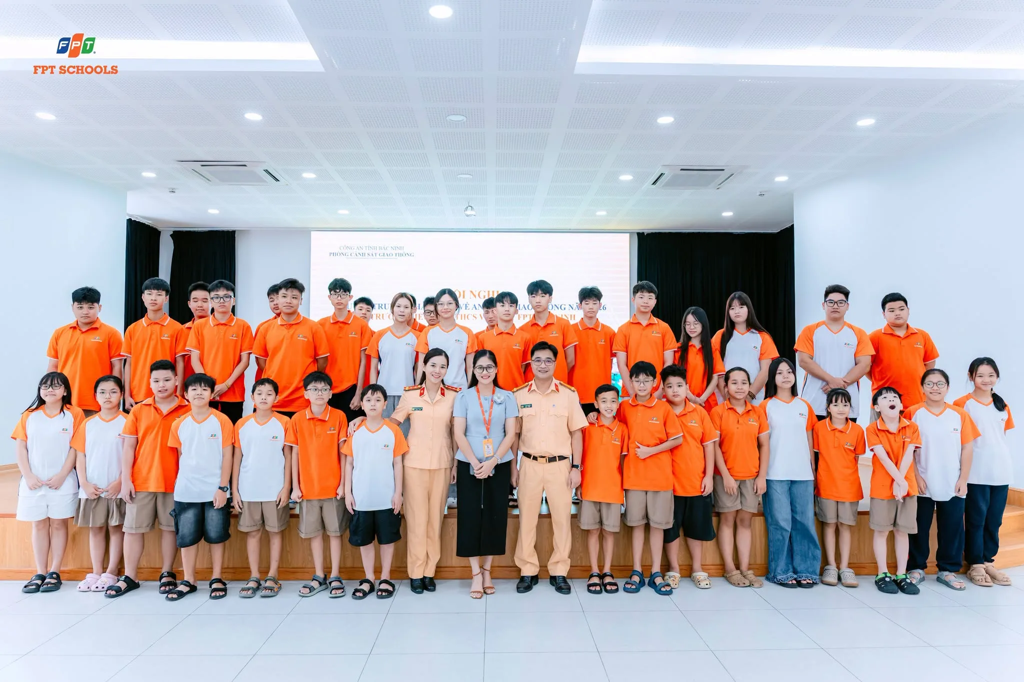 Thuốc lá điện tử và thuốc lá thường khác nhau thế nào qua 5 điểm - FPT Education Thuốc lá điện tử và thuốc lá thường khác nhau thế nào qua 5 điểm | FPT Schools