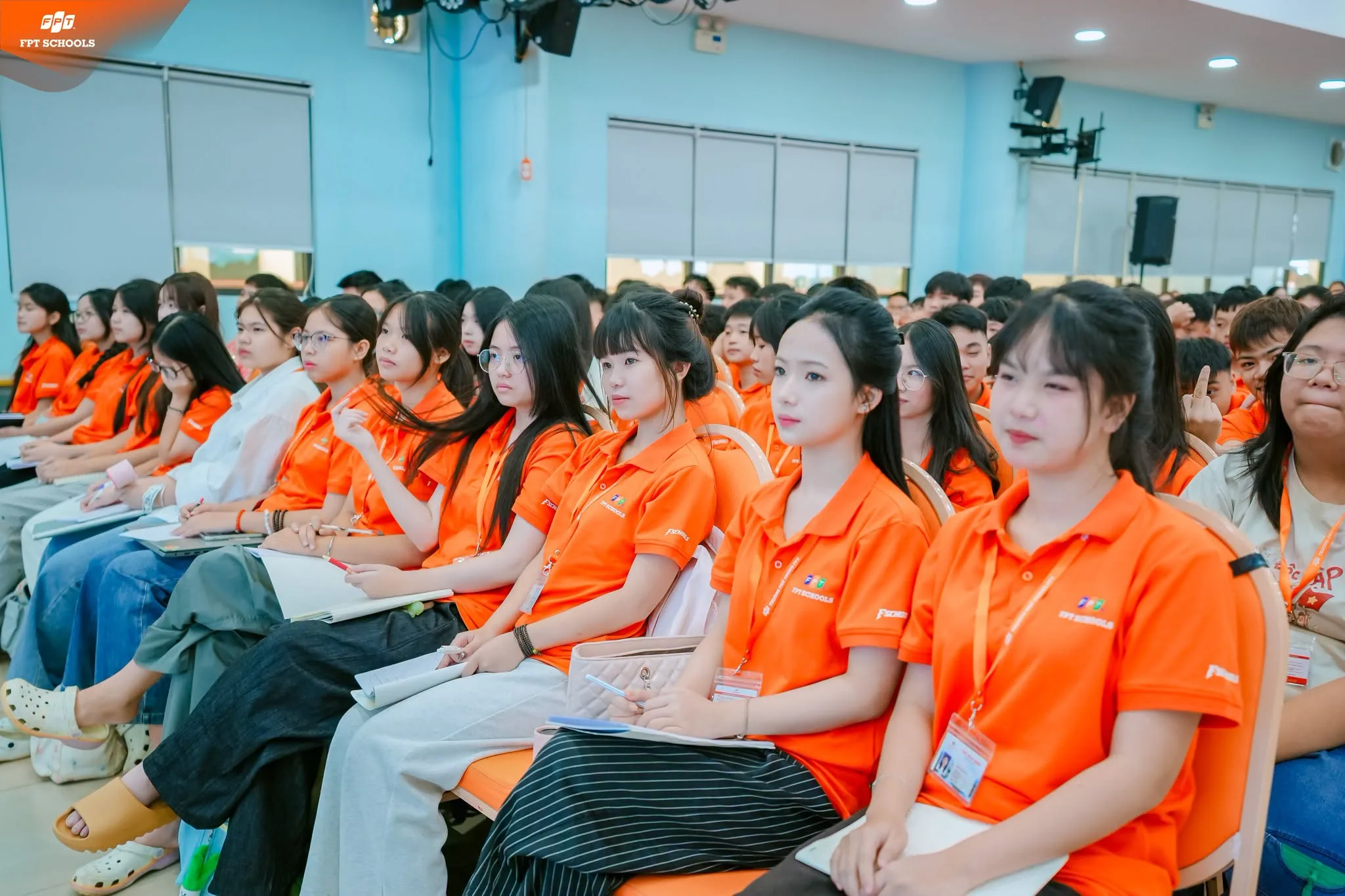 D04 gồm những môn nào và thông tin cần biết cho học sinh, phụ huynh