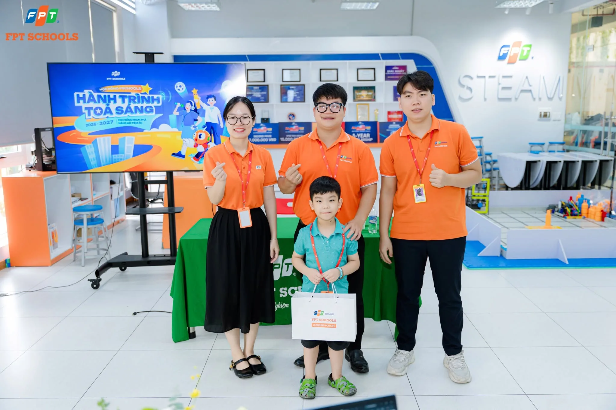 he-thong-truong-pho-thong-fpt-s136