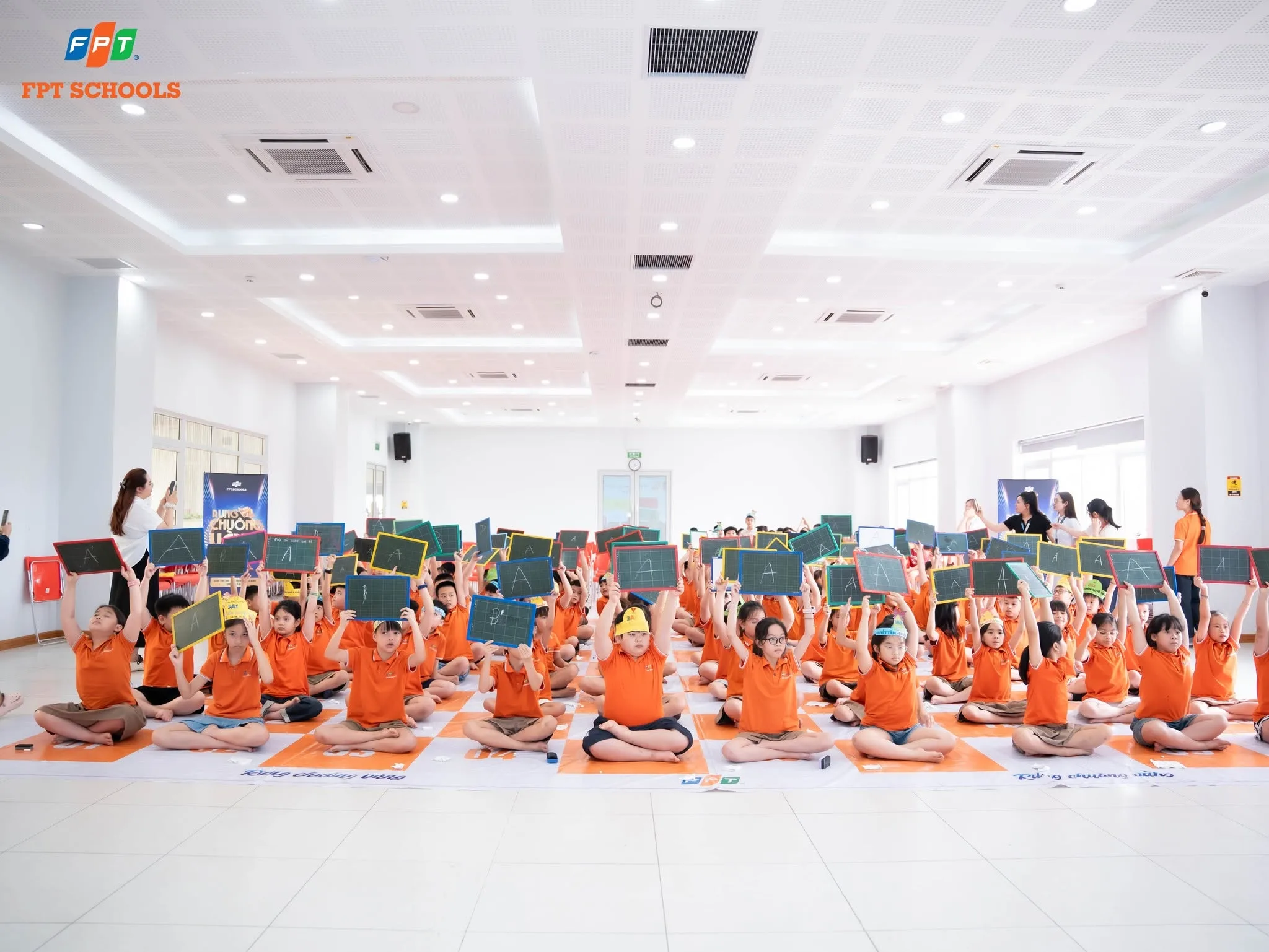 7 Cách dạy con kiên trì và không bỏ cuộc ba mẹ cần biết | FPT Schools