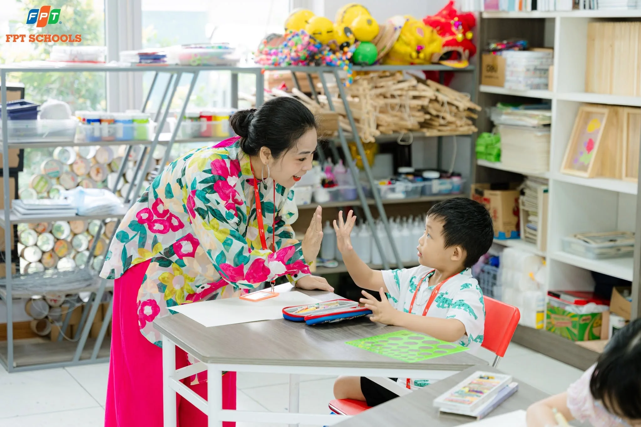 Hệ sinh thái giáo dục là gì? Vai trò và sự tương tác giữa các thành phần - FPT Education he-thong-truong-pho-thong-fpt- s304
