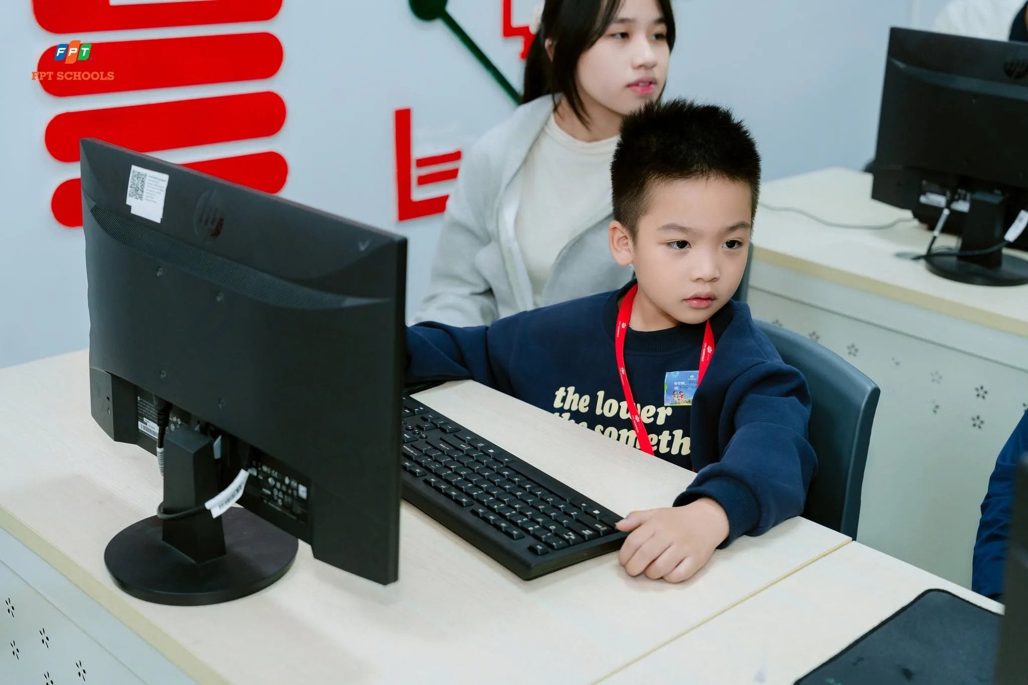 10 Cách Giúp Con Tập Trung Khi Học Online Hiệu Quả | FPT Schools