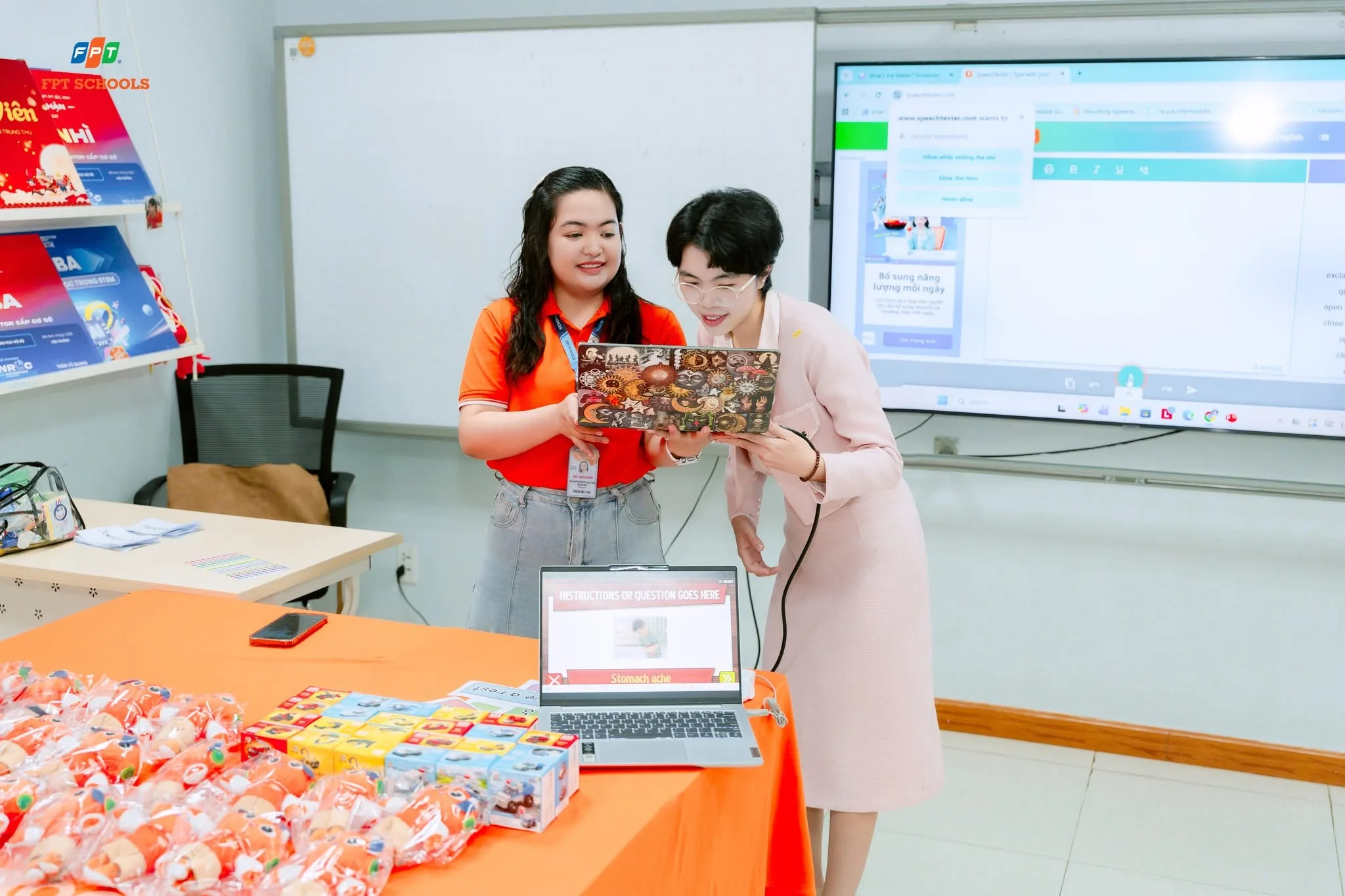 Giáo dục nhân bản là gì? Ý nghĩa và vai trò trong giáo dục hiện đại | FPT Schools