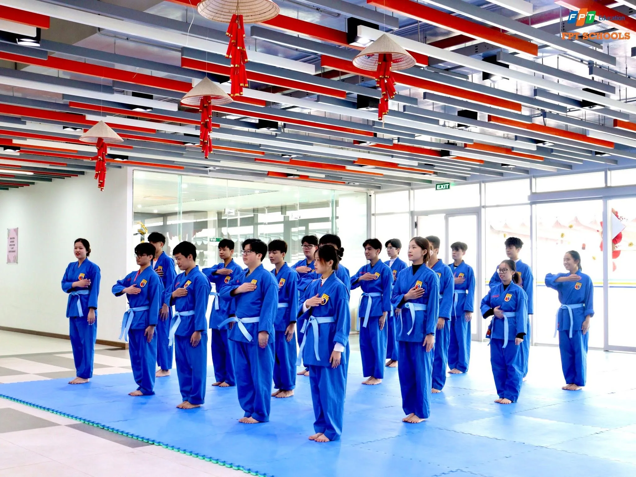 5 cách dạy con tự vệ hiệu quả cha mẹ nên áp dụng | FPT Schools