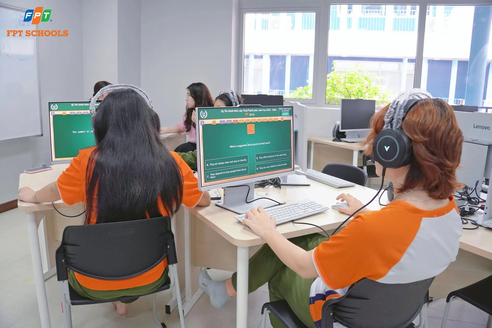 Giáo dục truyền thông là gì? Tầm quan trọng của giáo dục truyền thông trong thời đại số | FPT Schools