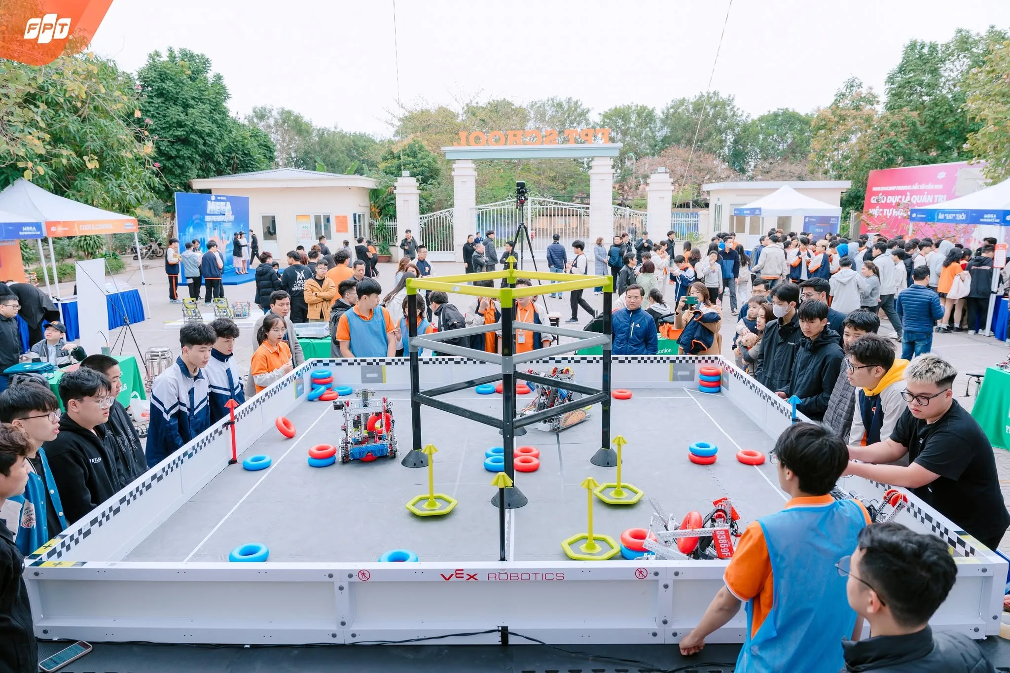 Học Logistics ra trường làm gì? Cơ hội nghề nghiệp trong nghành chuỗi cung ứng | FPT Schools