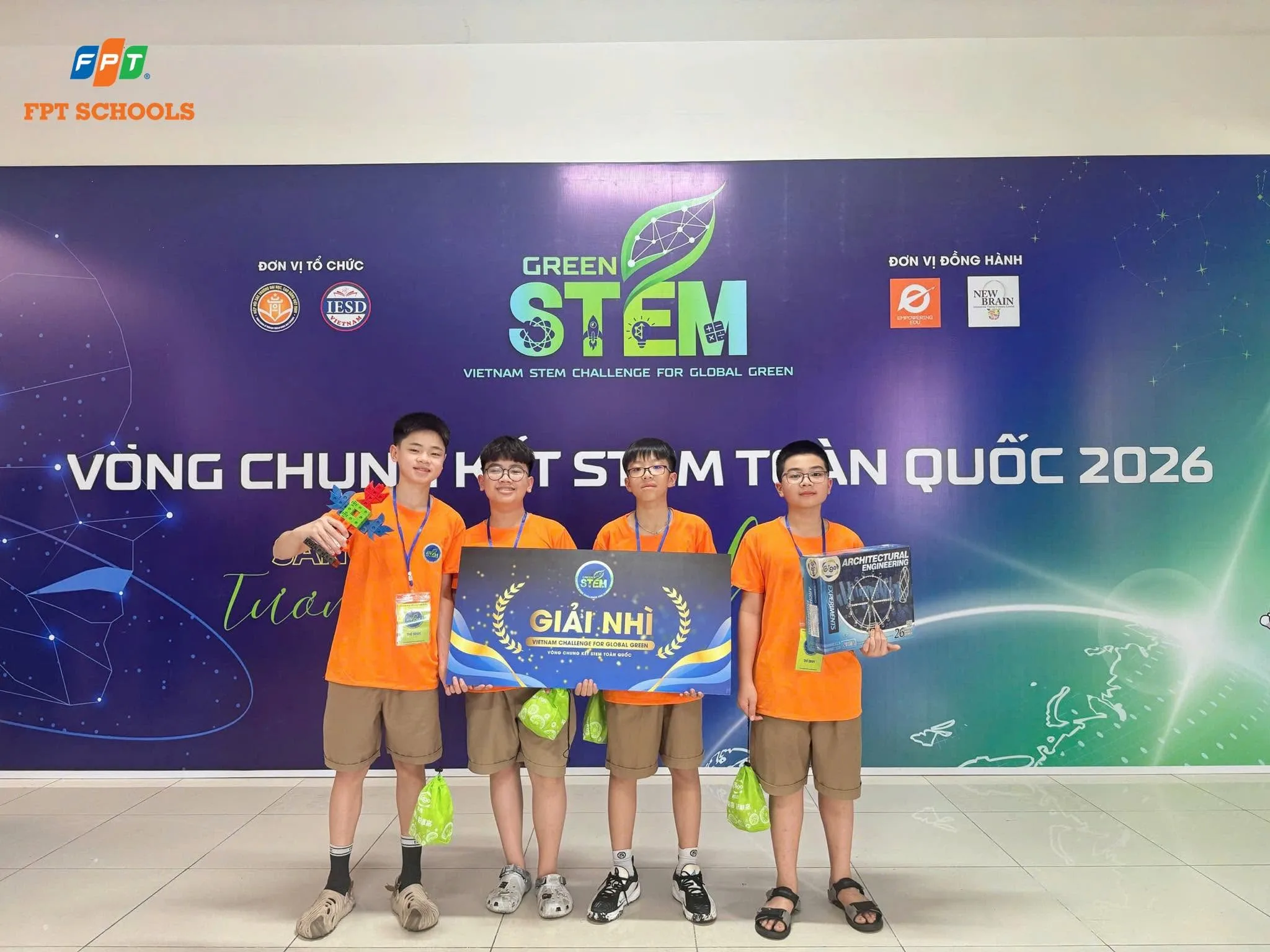 Giáo dục nhân văn là gì? Nền tảng hình thành con người toàn diện | FPT Schools
