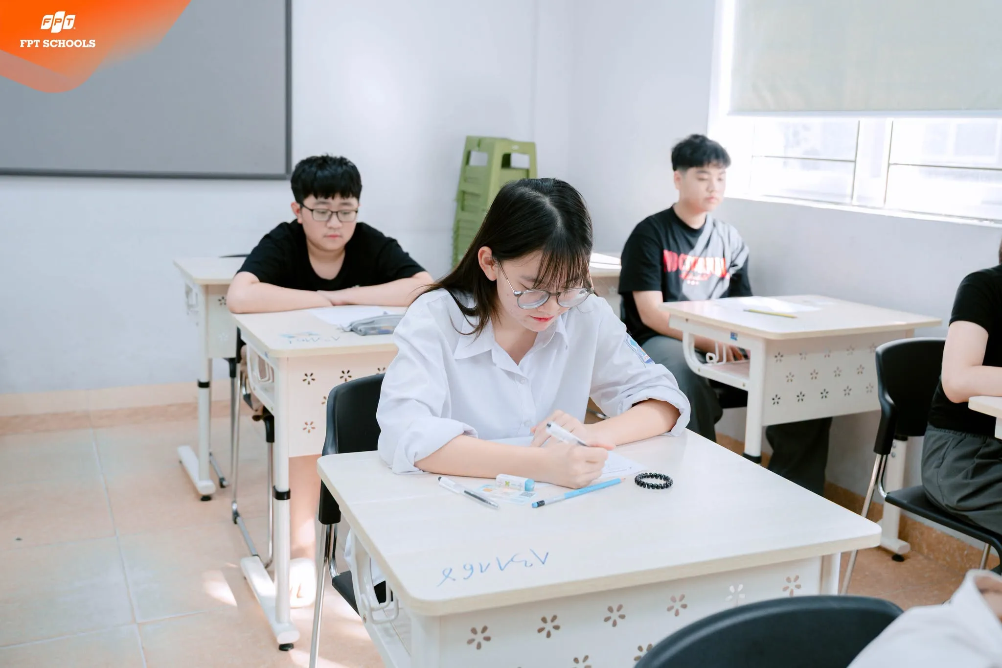 he-thong-truong-pho-thong-fpt-s91