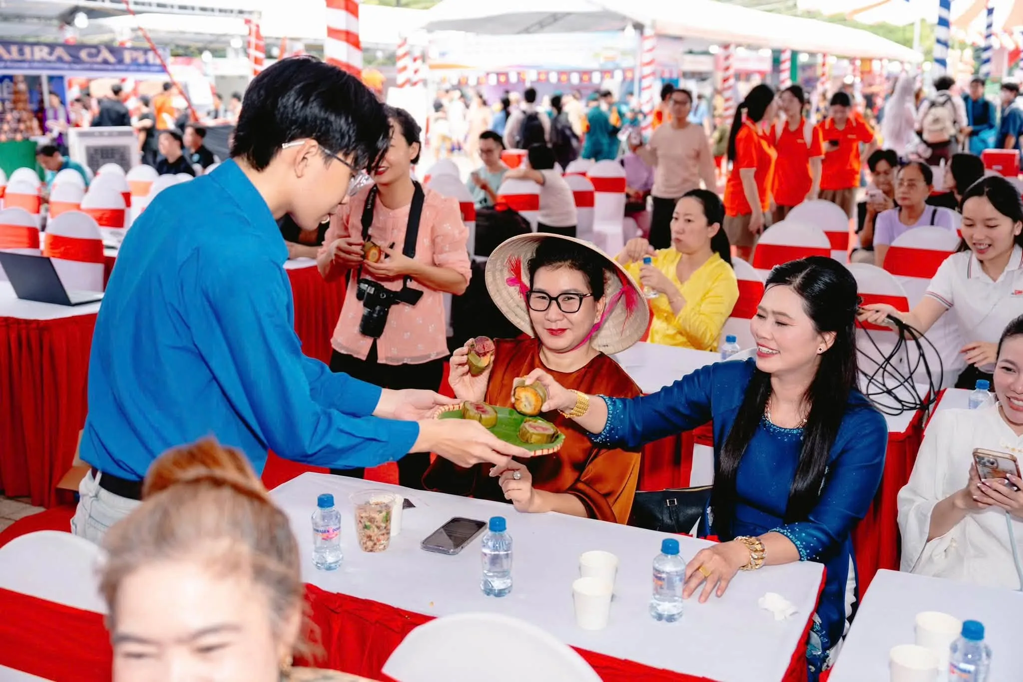 Học sinh Phổ Thông FPT Cần Thơ trải nghiệm Lễ hội Việt - Nhật: Khi mỗi cuộc gặp gỡ trở thành một bài học trưởng thành | FPT Schools