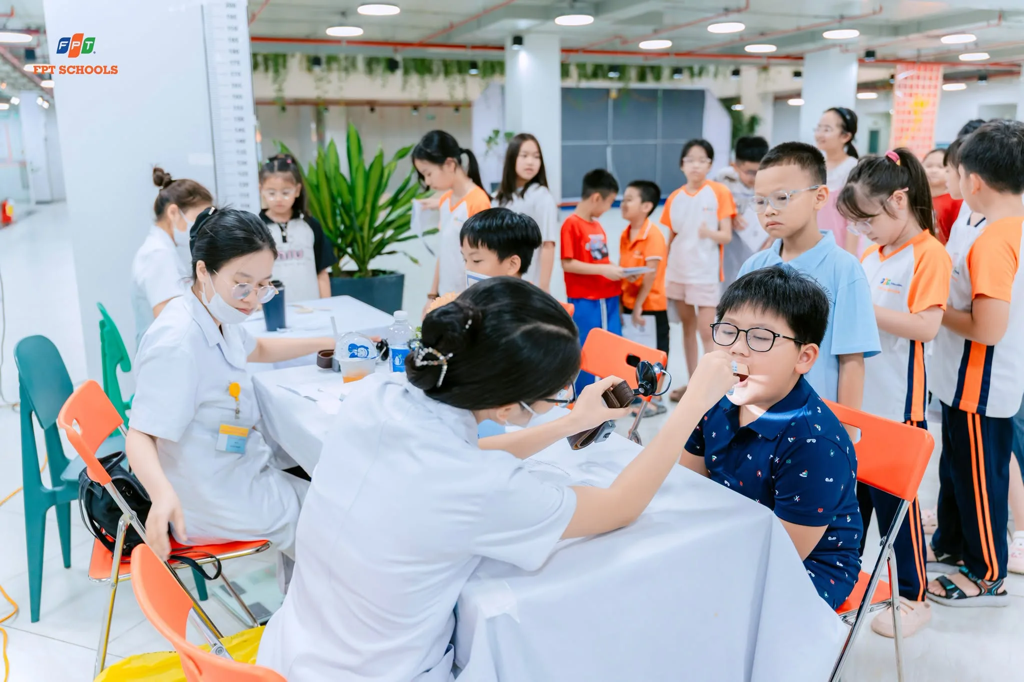 FPT School Bắc Ninh tổ chức khám sức khỏe đầu năm học - FPT Education khám sức khỏe đầu năm