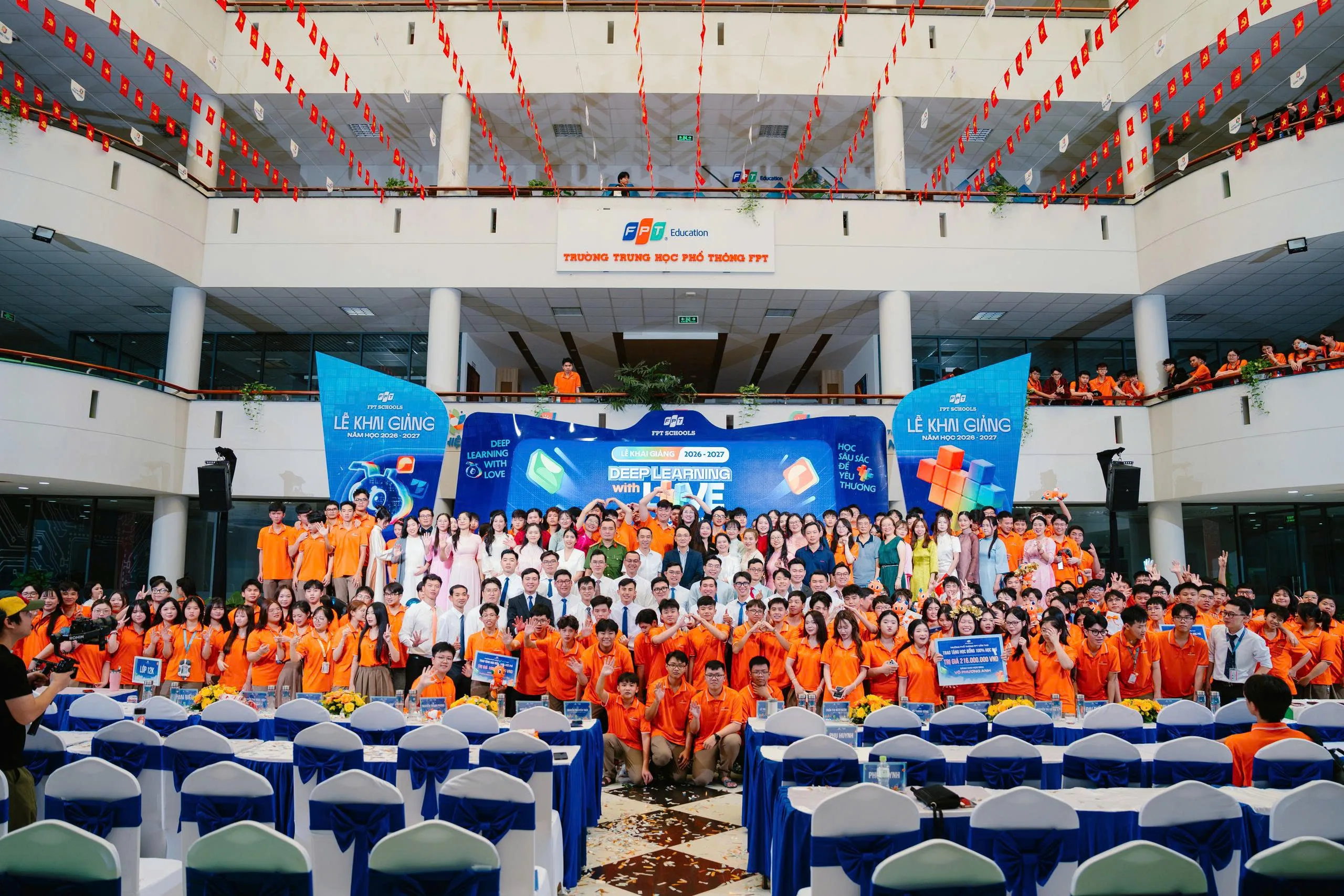 Lễ Khai giảng Phổ Thông FPT Cần Thơ Năm Học 2026-2027: Mở đầu hành trình "Deep Learning with Love" của hơn 700 Fschoolers | FPT Schools