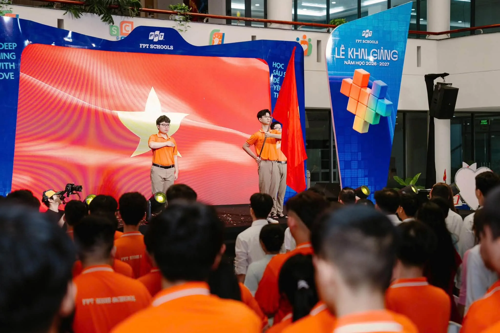 Lễ Khai giảng Phổ Thông FPT Cần Thơ Năm Học 2026-2027: Mở đầu hành trình "Deep Learning with Love" của hơn 700 Fschoolers | FPT Schools