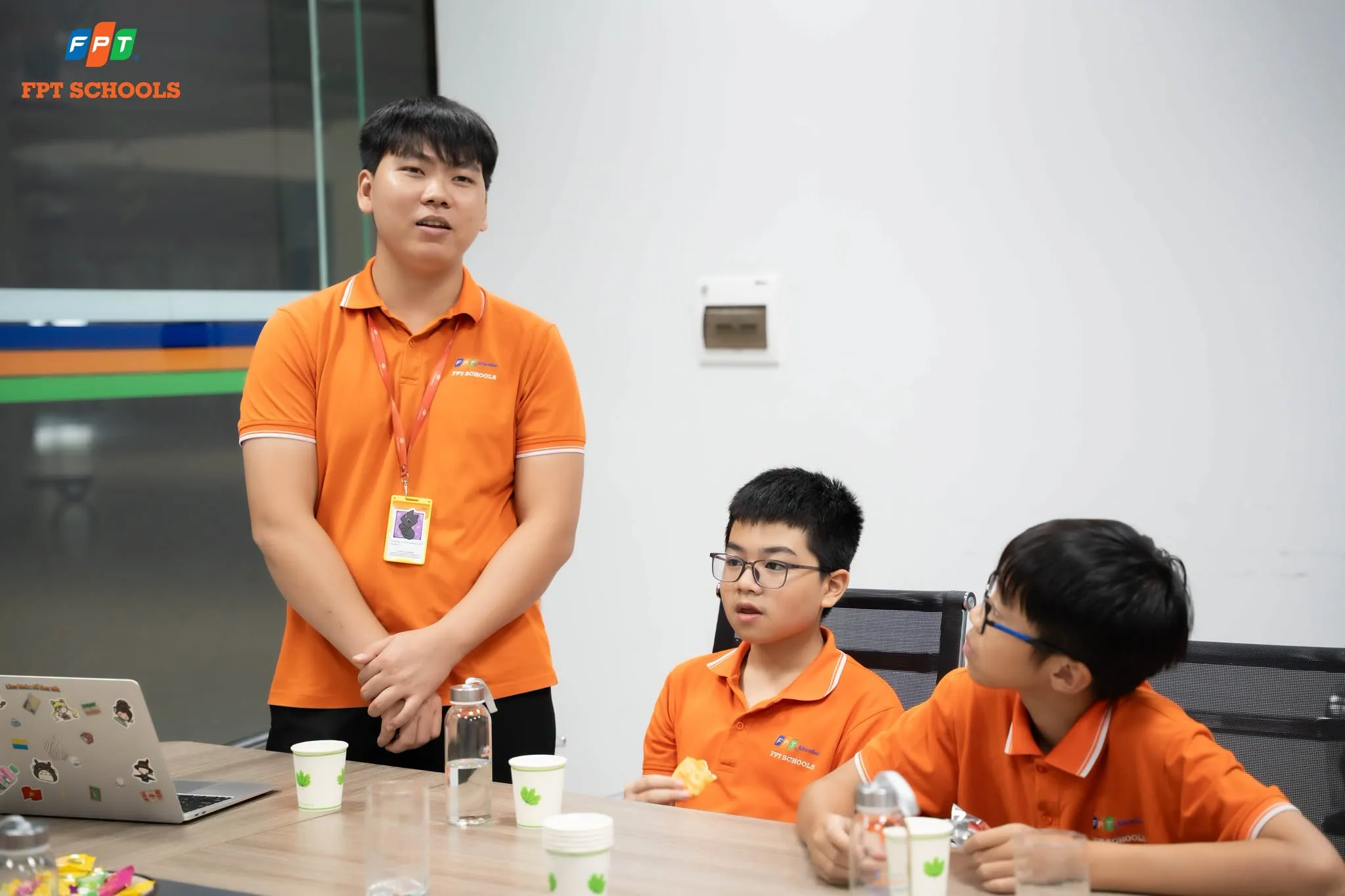 Học sinh FPT School Bắc Ninh sẵn sàng chinh phục Chung kết Robot GreenMech tại Thái Lan - FPT Education Học sinh FPT School Bắc Ninh sẵn sàng chinh phục Chung kết Robot GreenMech tại Thái Lan | FPT Schools