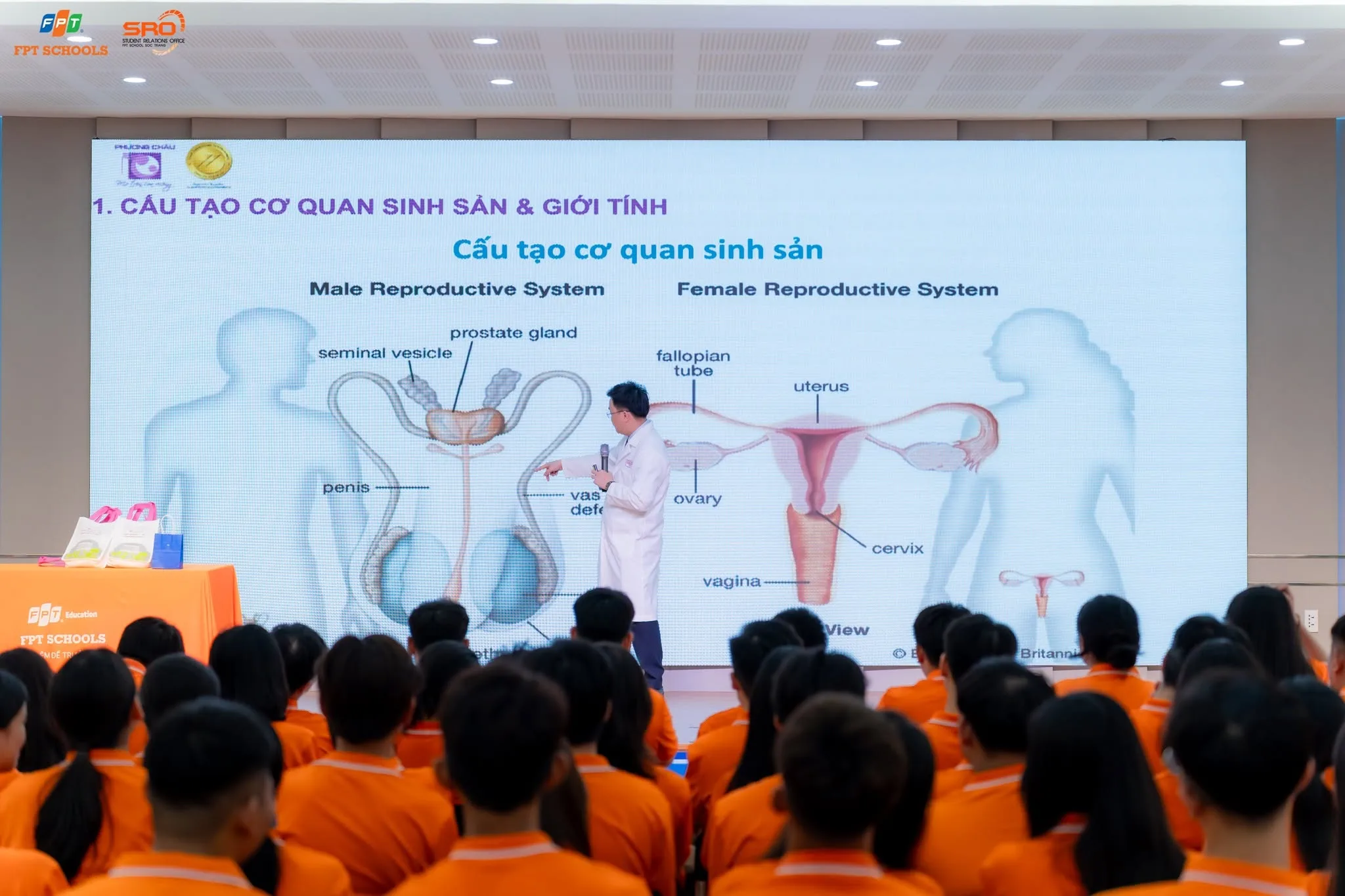 sức khỏe tuổi dậy thì tại FPT School Sóc Trăng