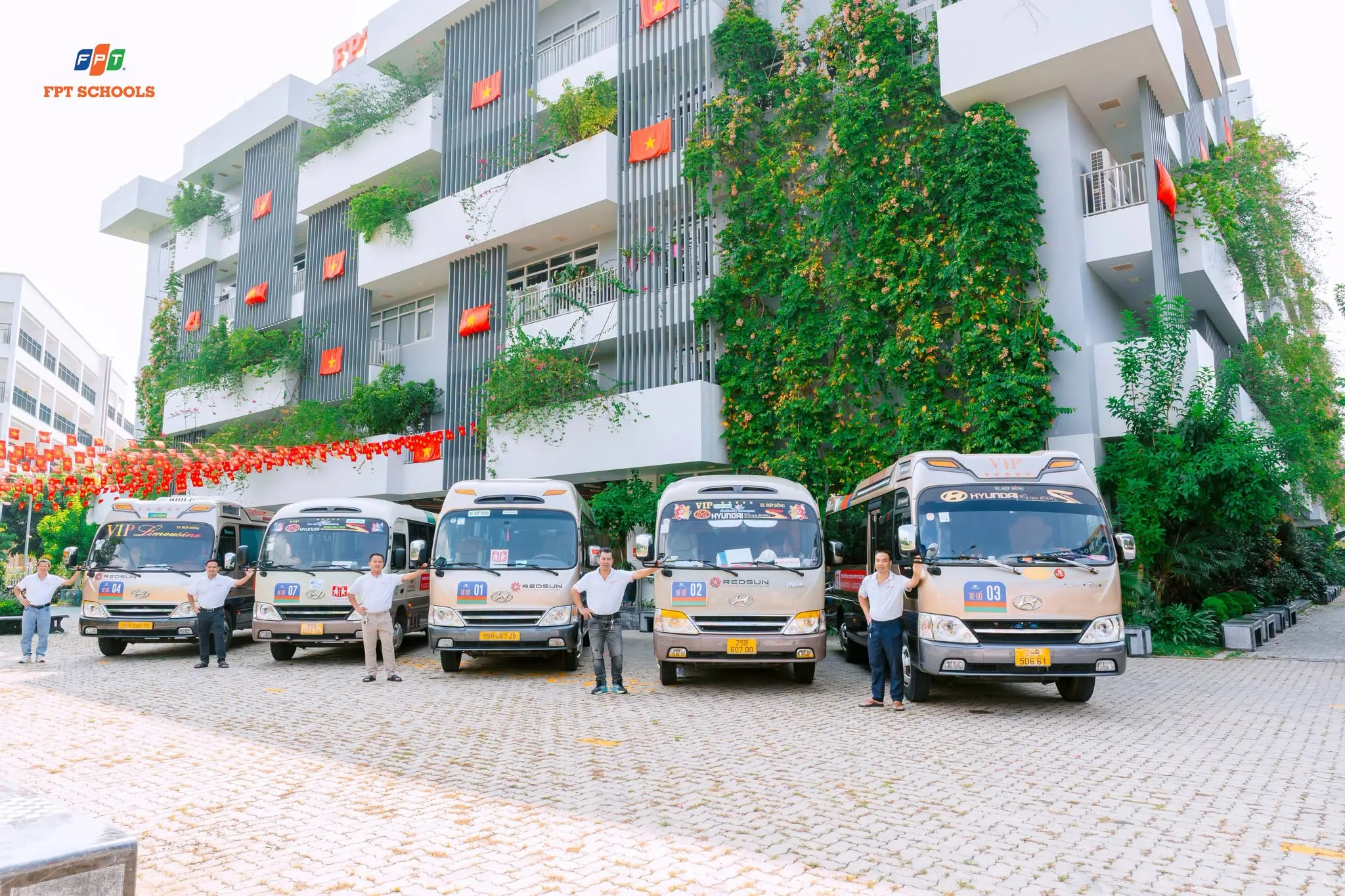 FPT School Bắc Ninh tập huấn xe tuyến năm học mới – Vạn dặm đường an toàn | FPT Schools