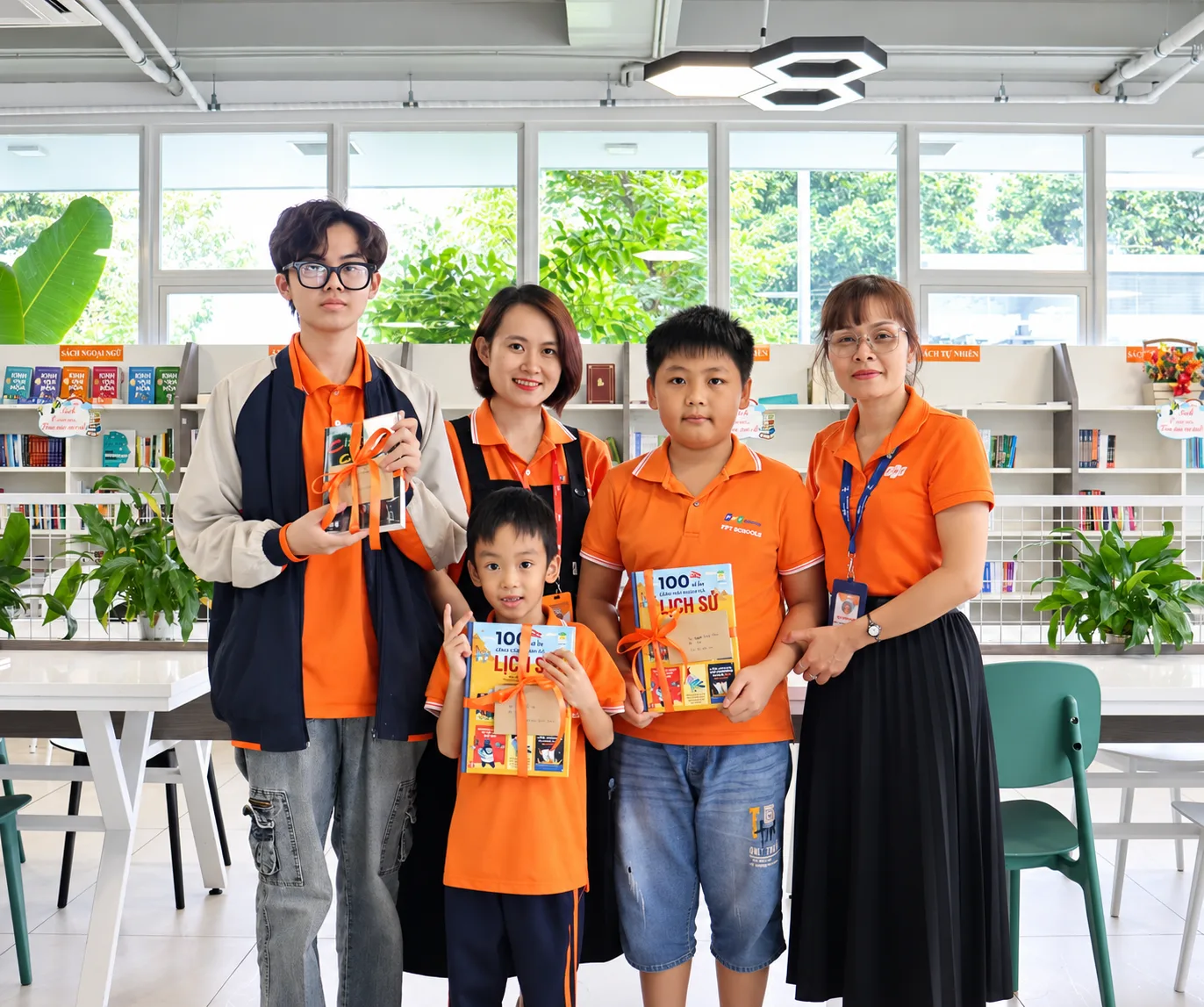 Điểm danh 5 bộ sách giáo khoa mới lớp 1 và cách chọn sách phù hợp cho con | FPT Schools