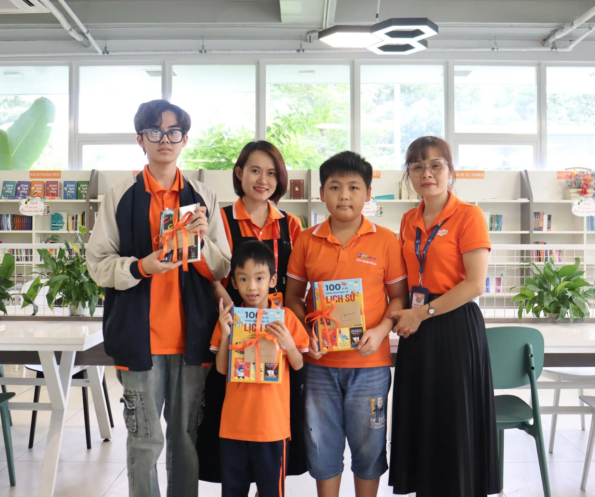 15 dụng cụ học tập cần thiết cho học sinh từ Tiểu học đến THPT - FPT Education nhung-dung-cu-hoc-tap-can-thiet