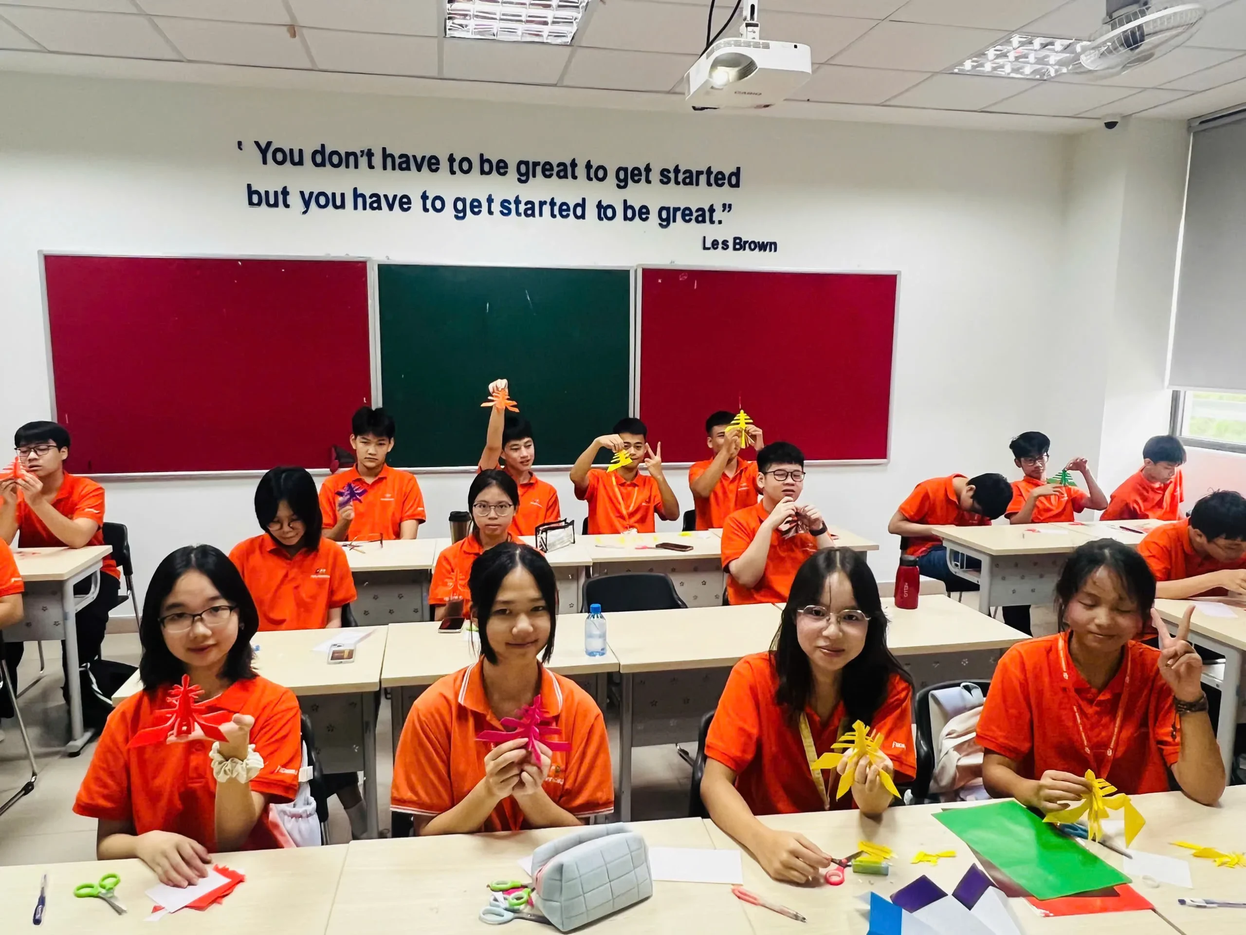 Làm chủ tiếng Trung chuẩn HSK 3.0 và mở cửa du học cùng CLB AIChinese tại FPT Schools | FPT Schools