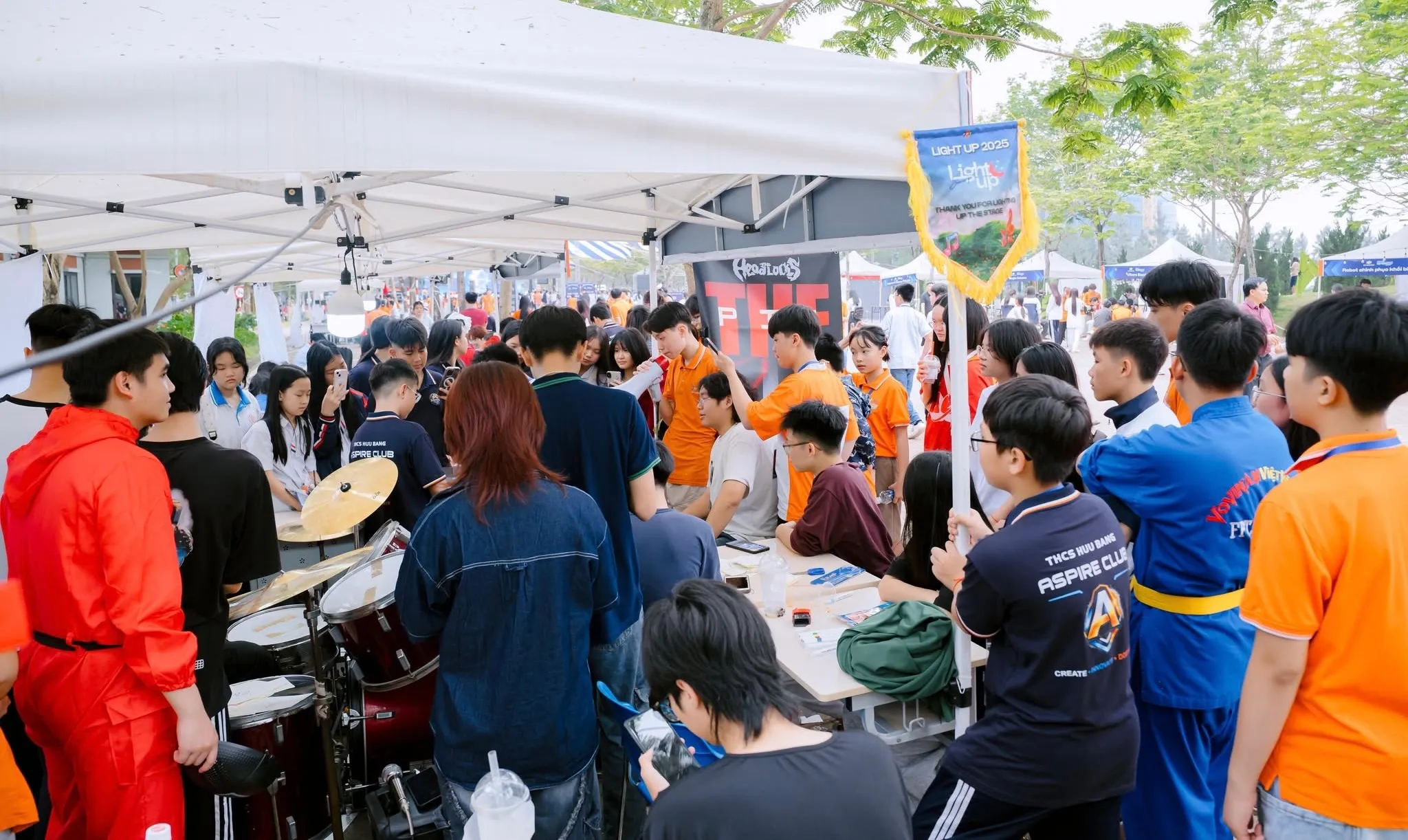 Học sinh tham dự ngày hội Open STEM Day toàn quốc năm học 2025-2026 tại FSchool Hoà Lạc