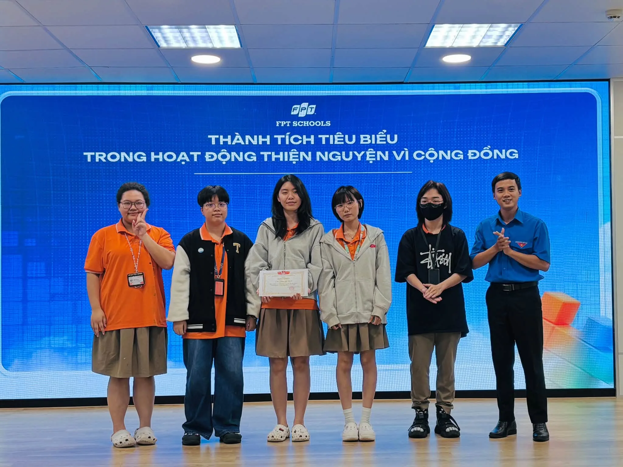 Học sinh Phổ Thông FPT Cần Thơ tỏa sáng trên nhiều lĩnh vực tại buổi sinh hoạt toàn khối tháng 10 | FPT Schools