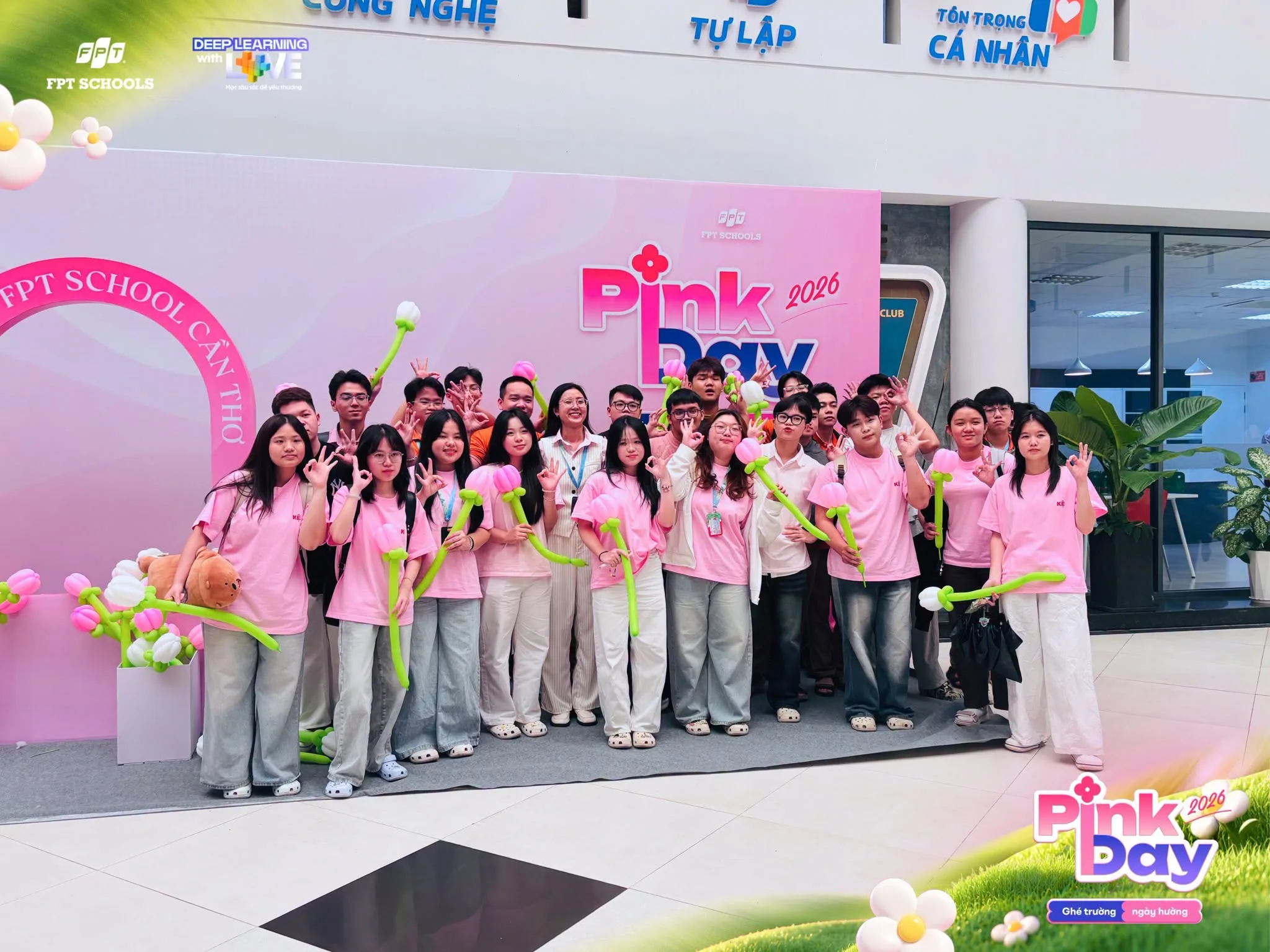 Pink Day 2026 tại Phổ Thông FPT Cần Thơ: sắc hồng lan tỏa, kết nối những lời yêu thương nhân Ngày Phụ nữ Việt Nam 20/10 | FPT Schools