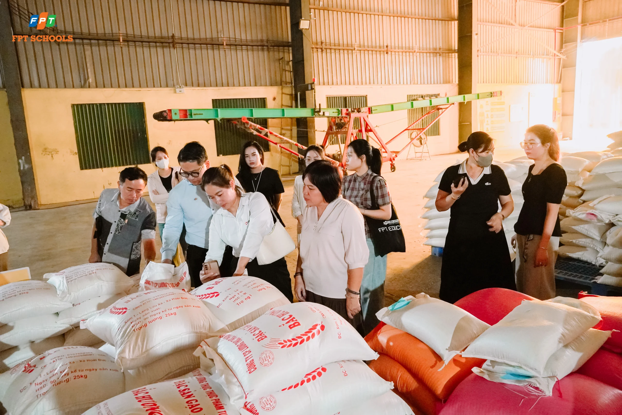 Kiểm tra đơn vị cung cấp gạo Tuấn Anh