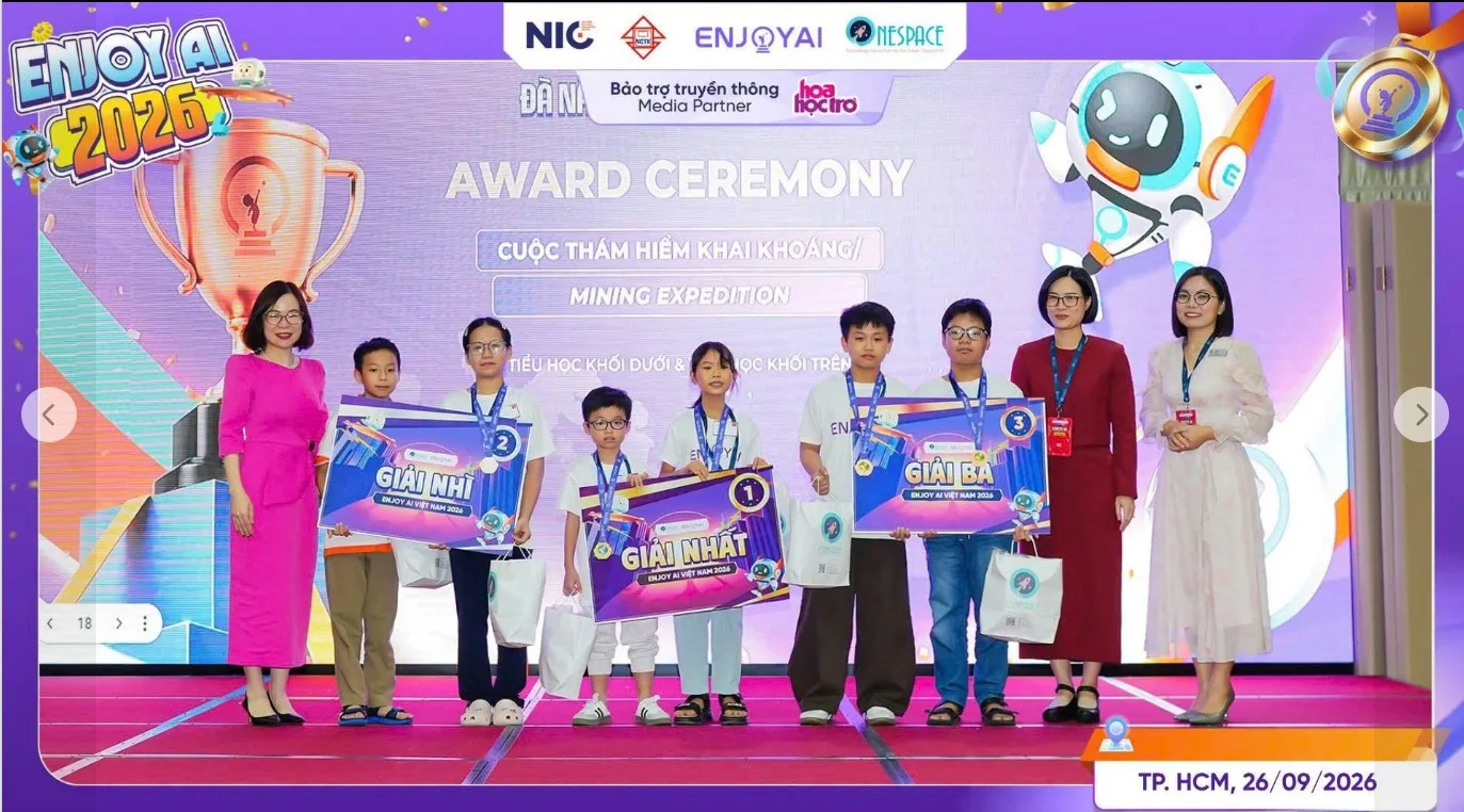 CLB ROBOTICS – KHÁM PHÁ CÔNG NGHỆ, KIẾN TẠO TƯƠNG LAI - FPT Education FSC ST CLB ROBOTICS